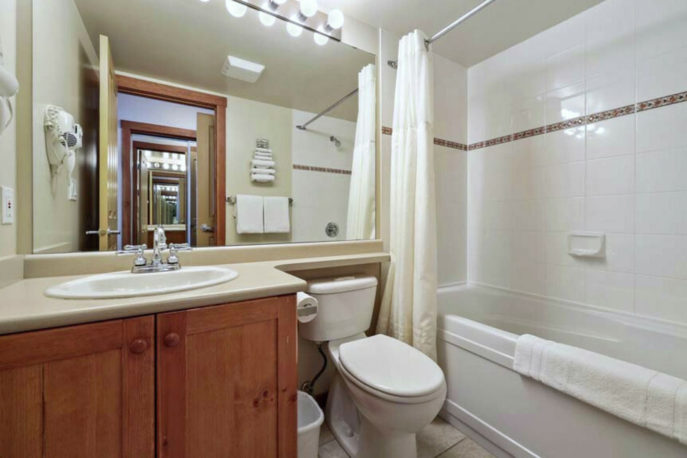 #210 - Bathroom
