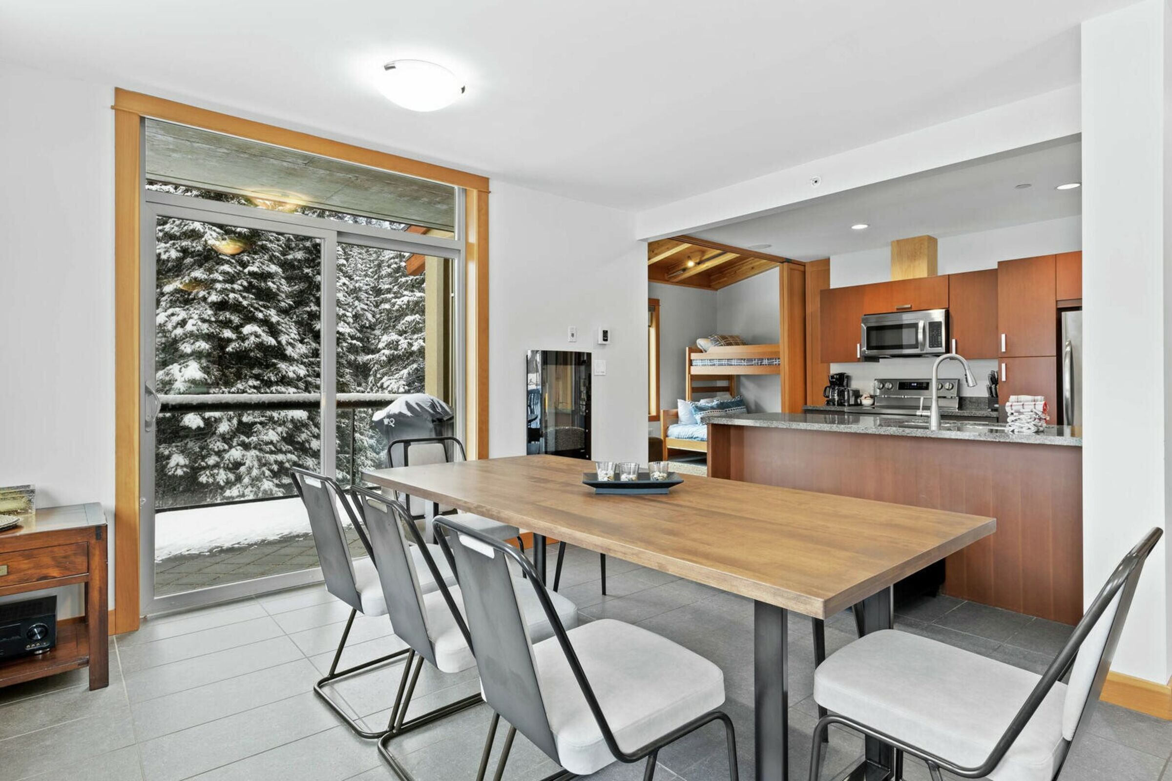 Kitchen & Dining Room