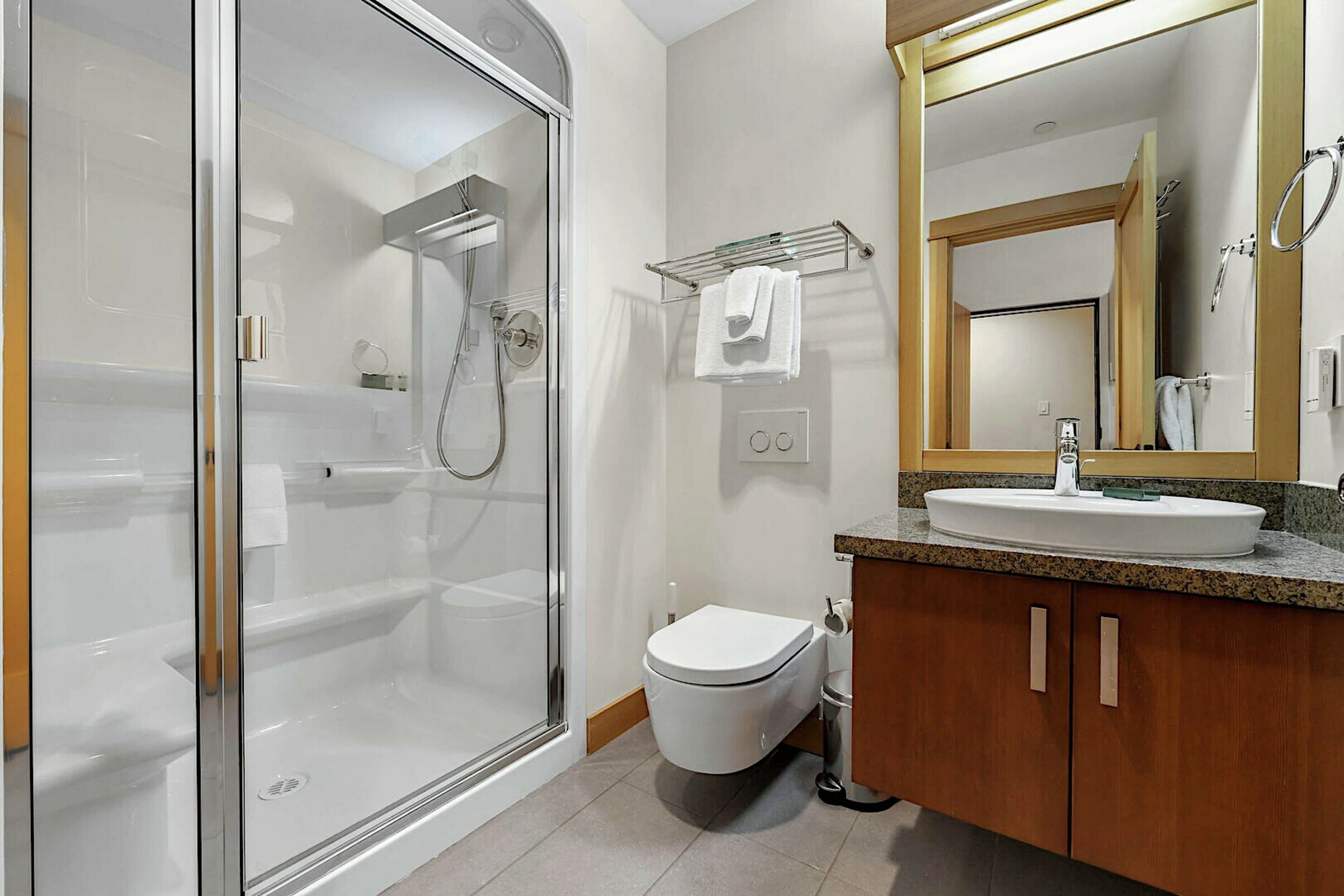 Master Ensuite Bathroom