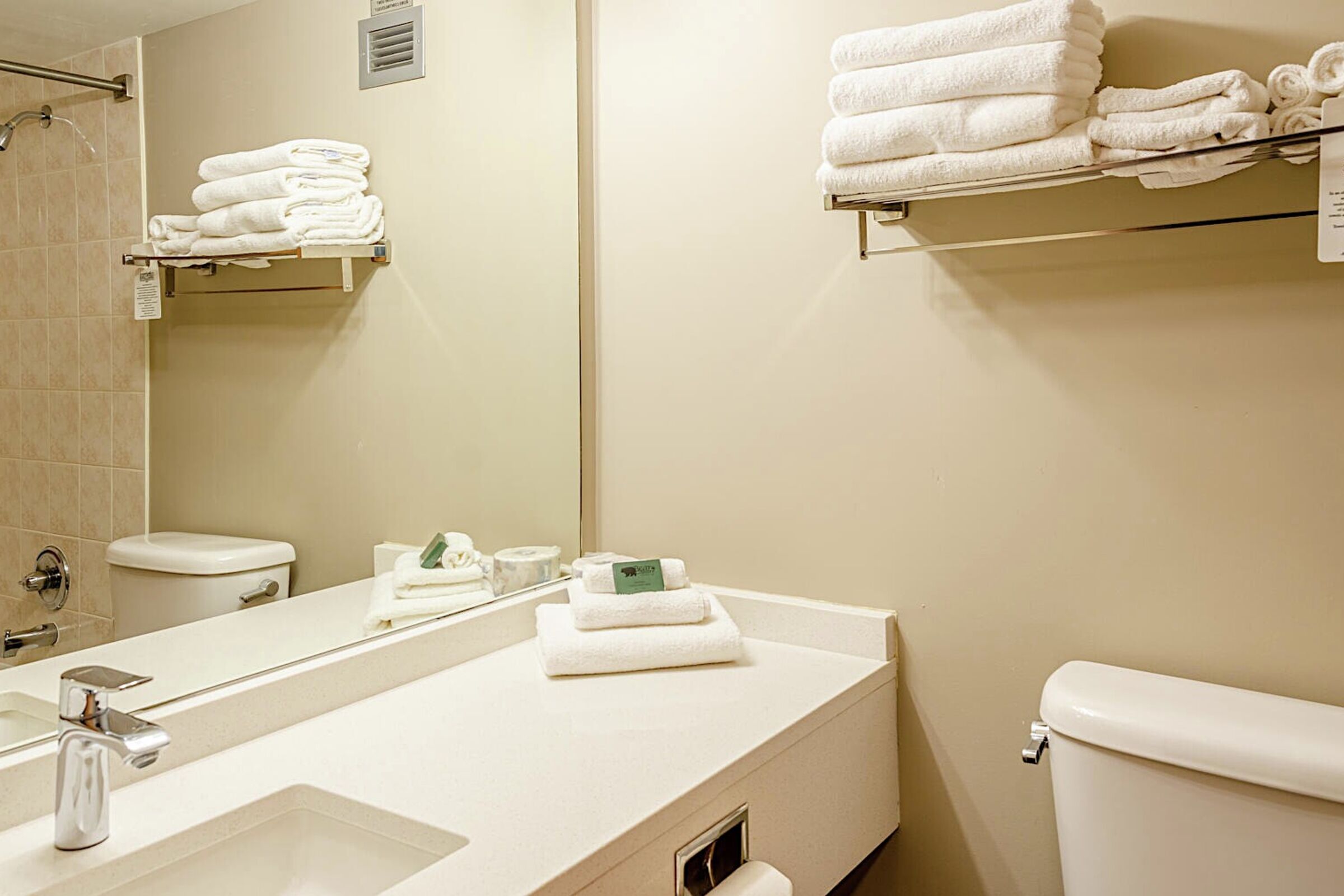 #234/236 - Bathroom