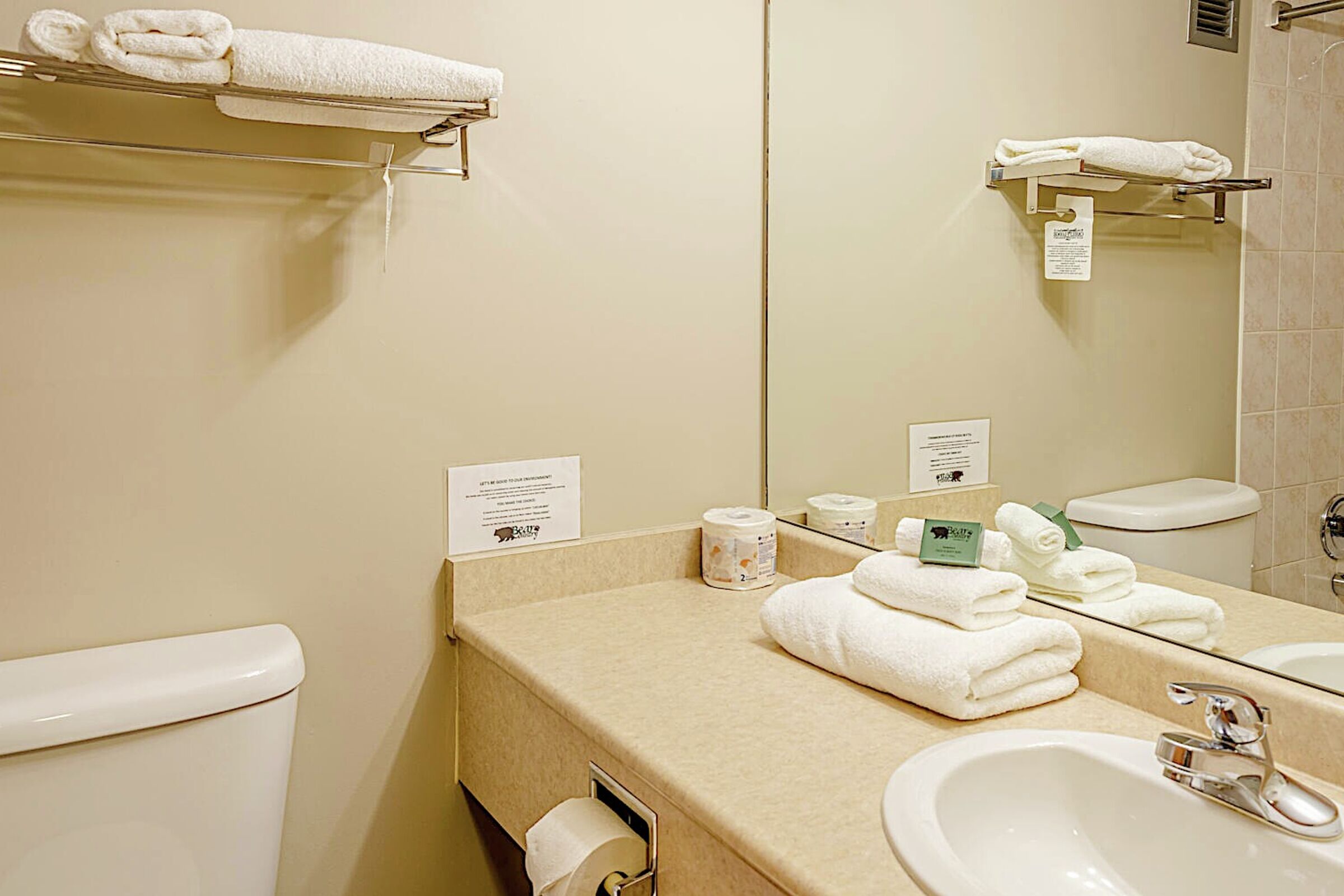 #334/336 - Bathroom