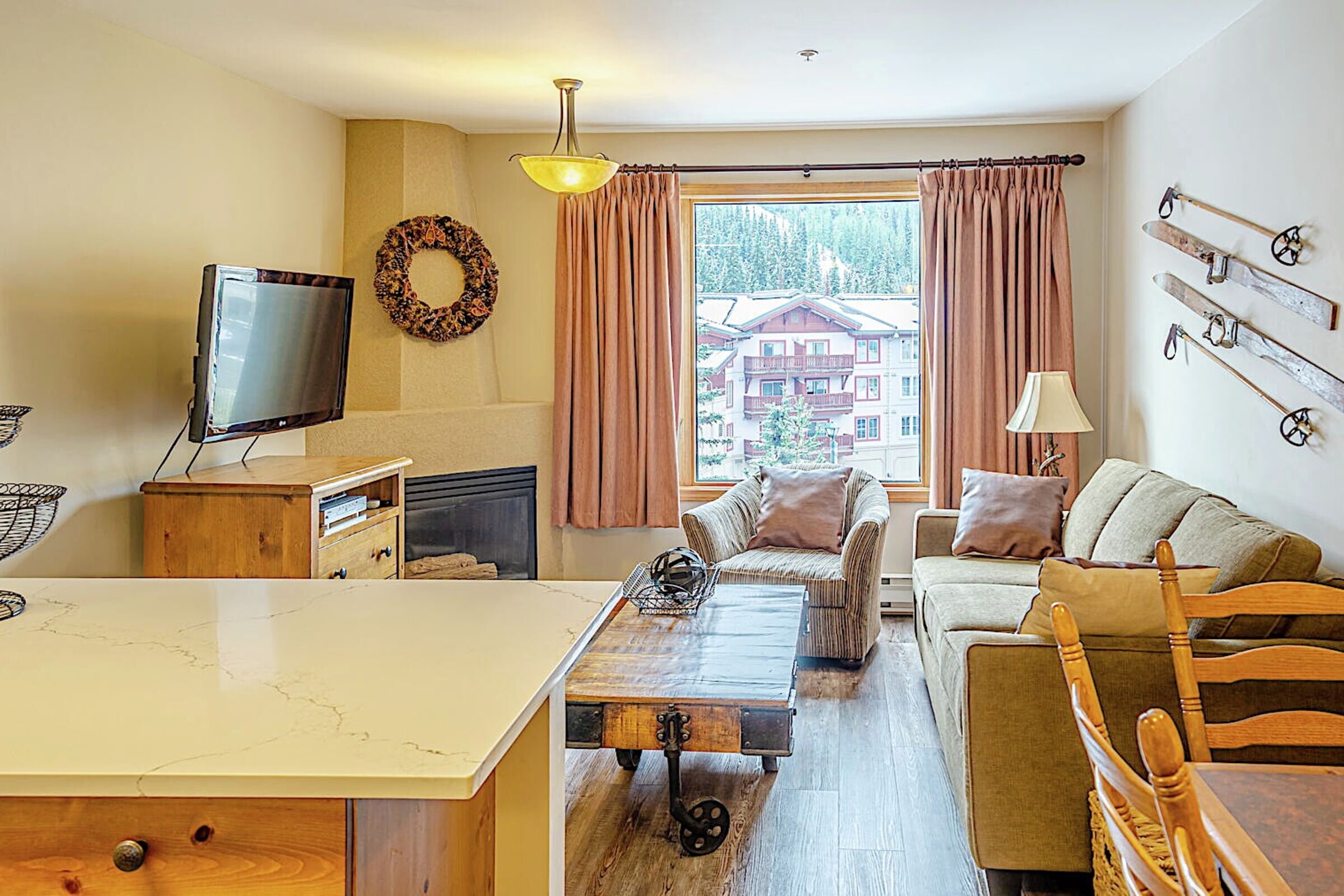 #334/336 - Living Room