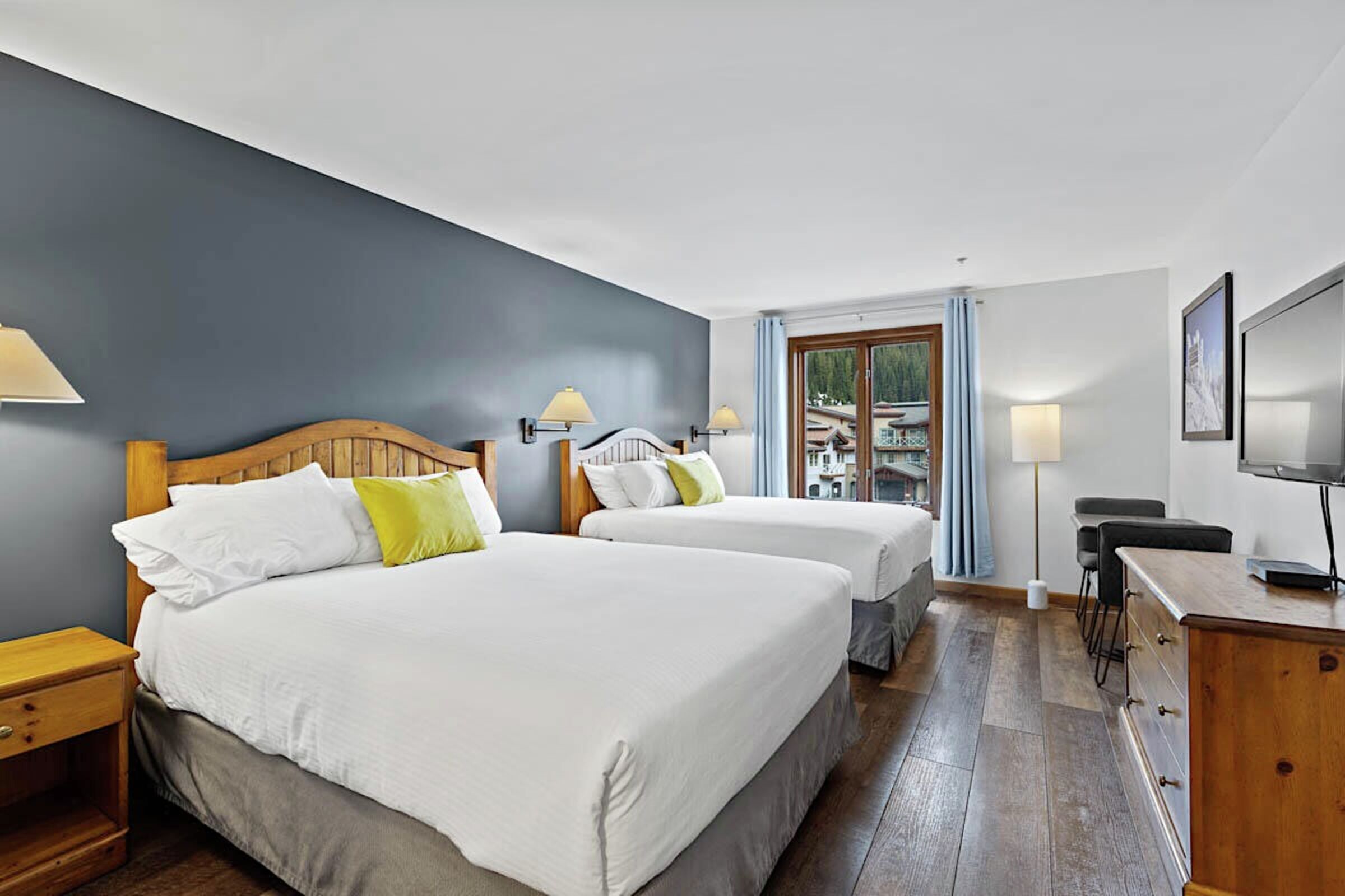 #242/244 - Bedroom