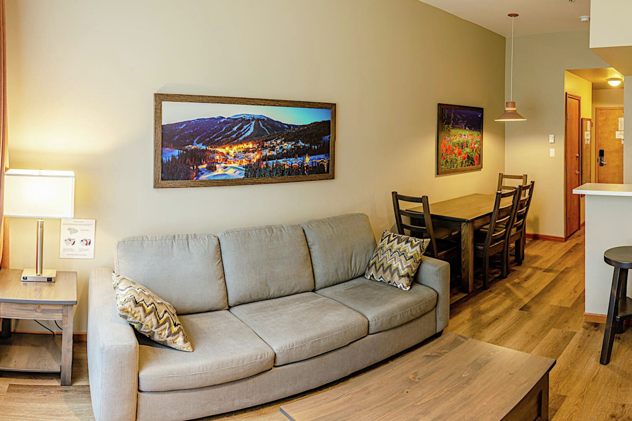#163/165 - Living Room & Dining Room