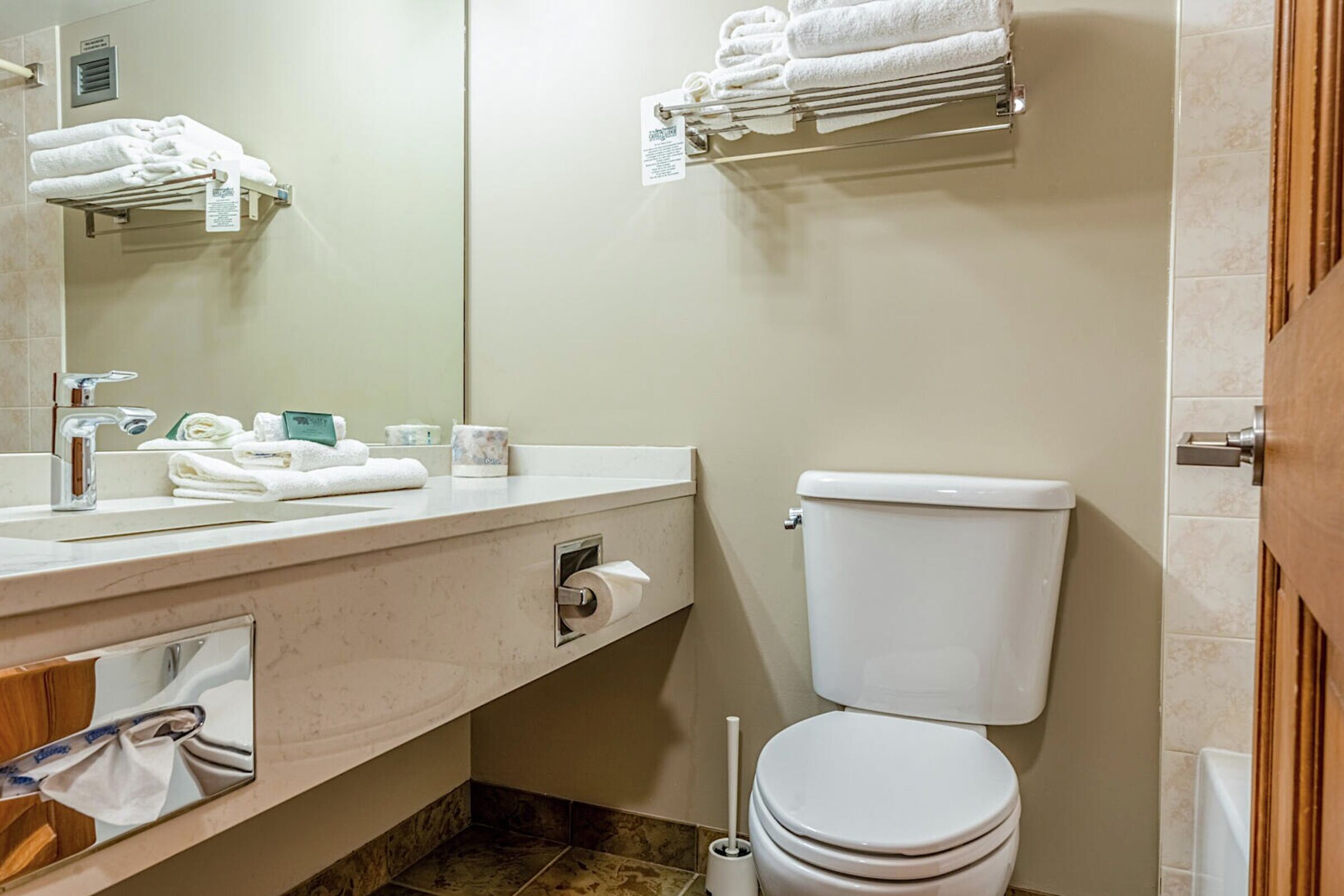 #351/353 - Bathroom