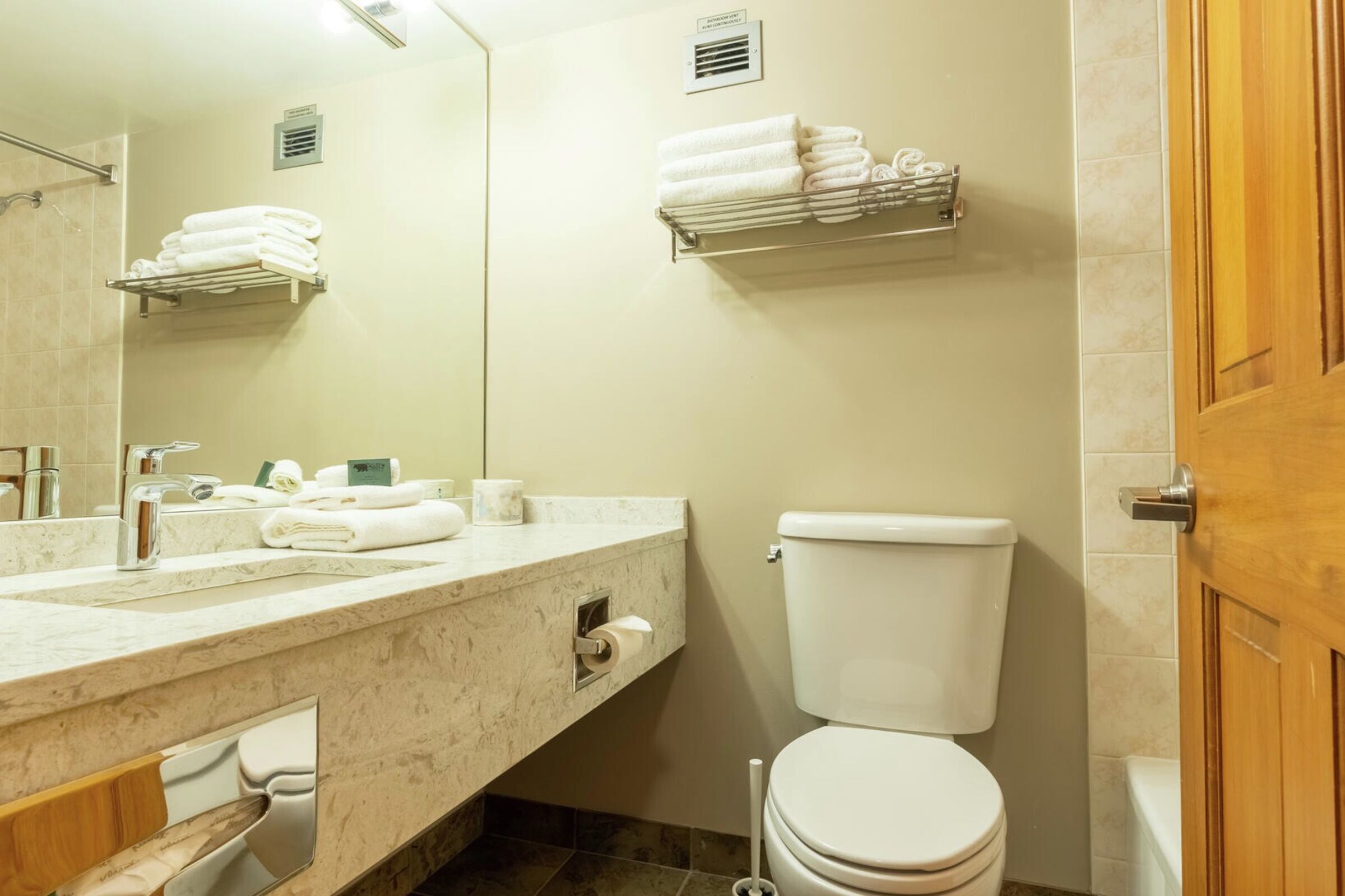 #241/243 - Bathroom