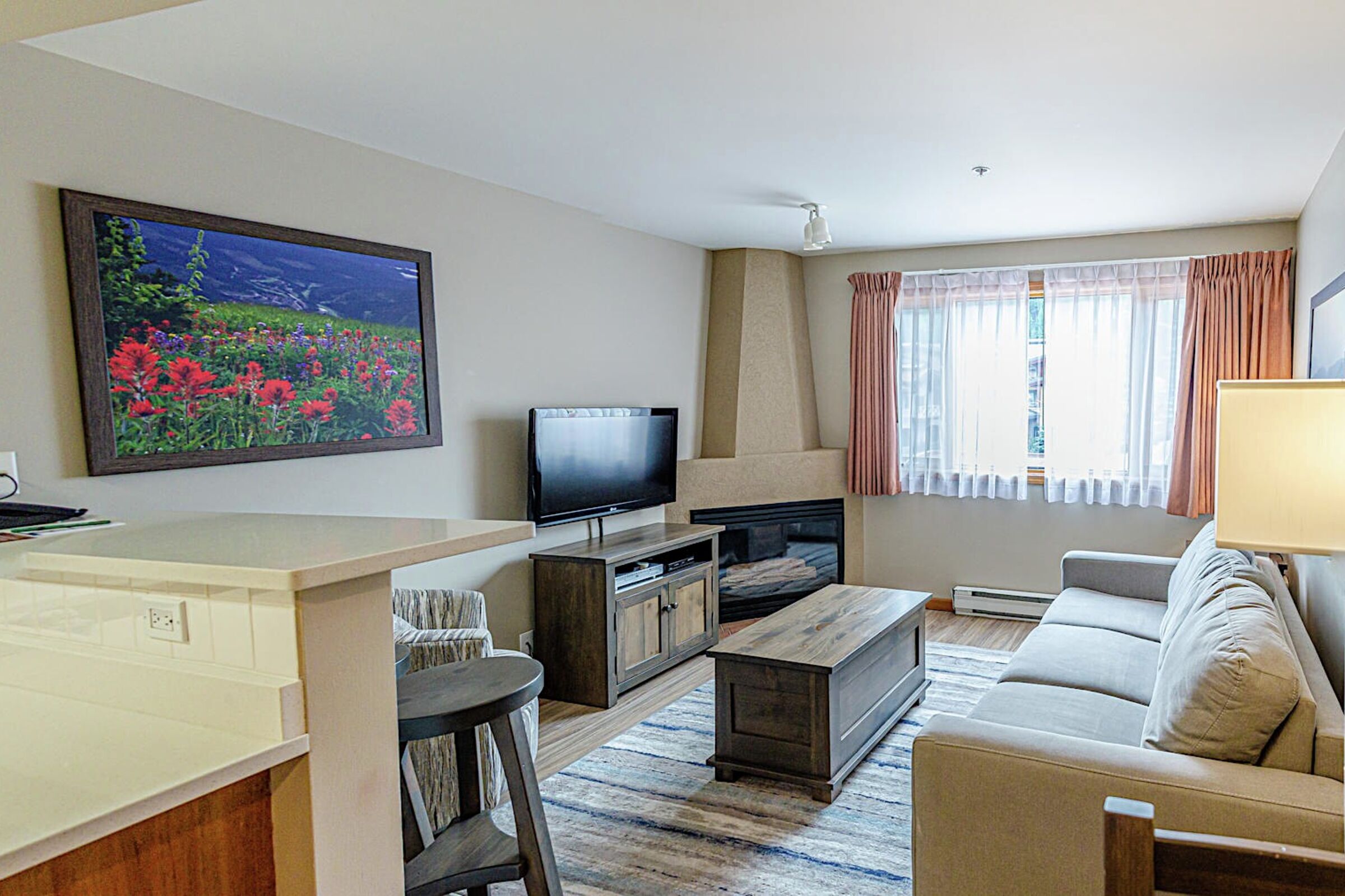 #238/240 - Living Room