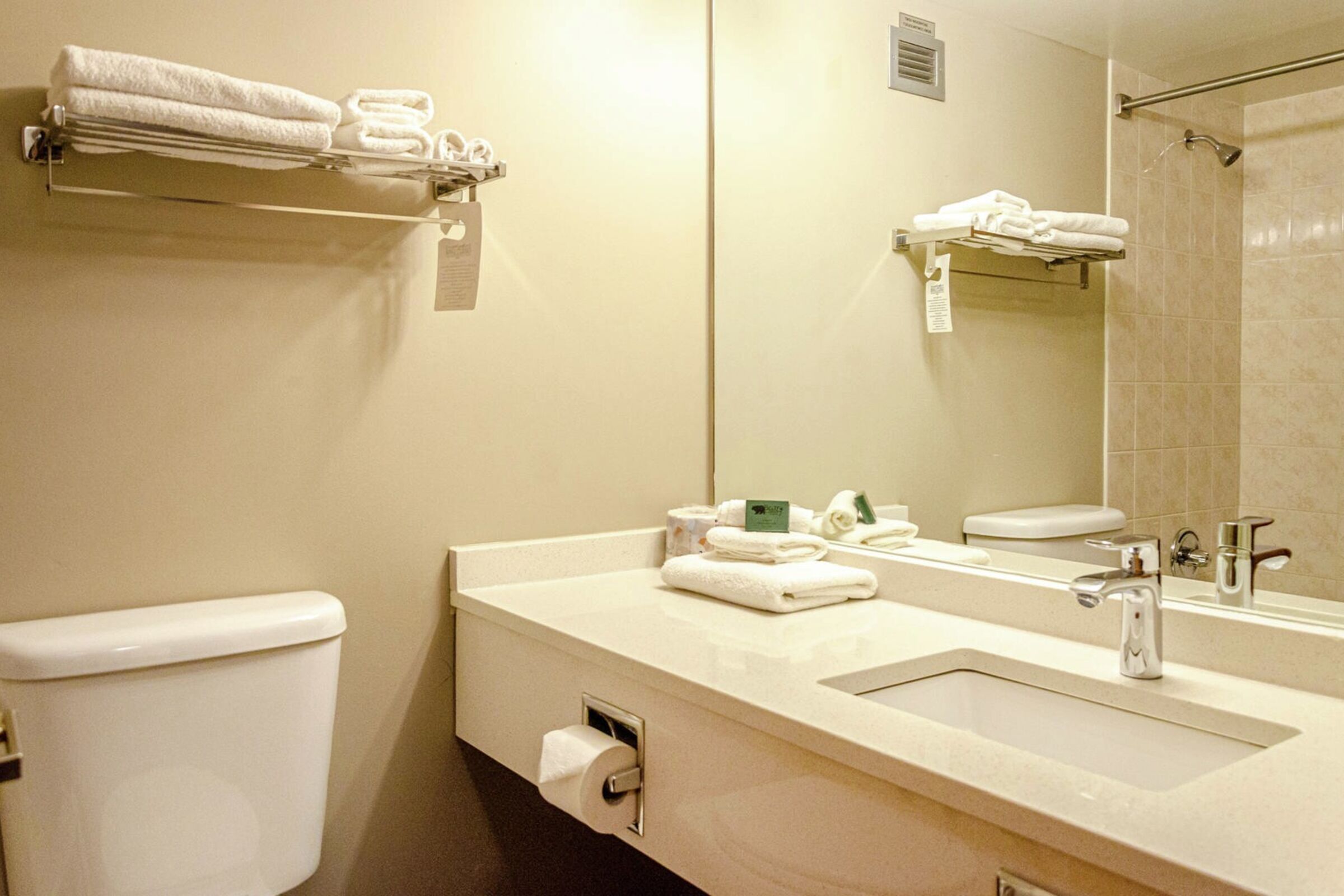 #238/240 - Bathroom