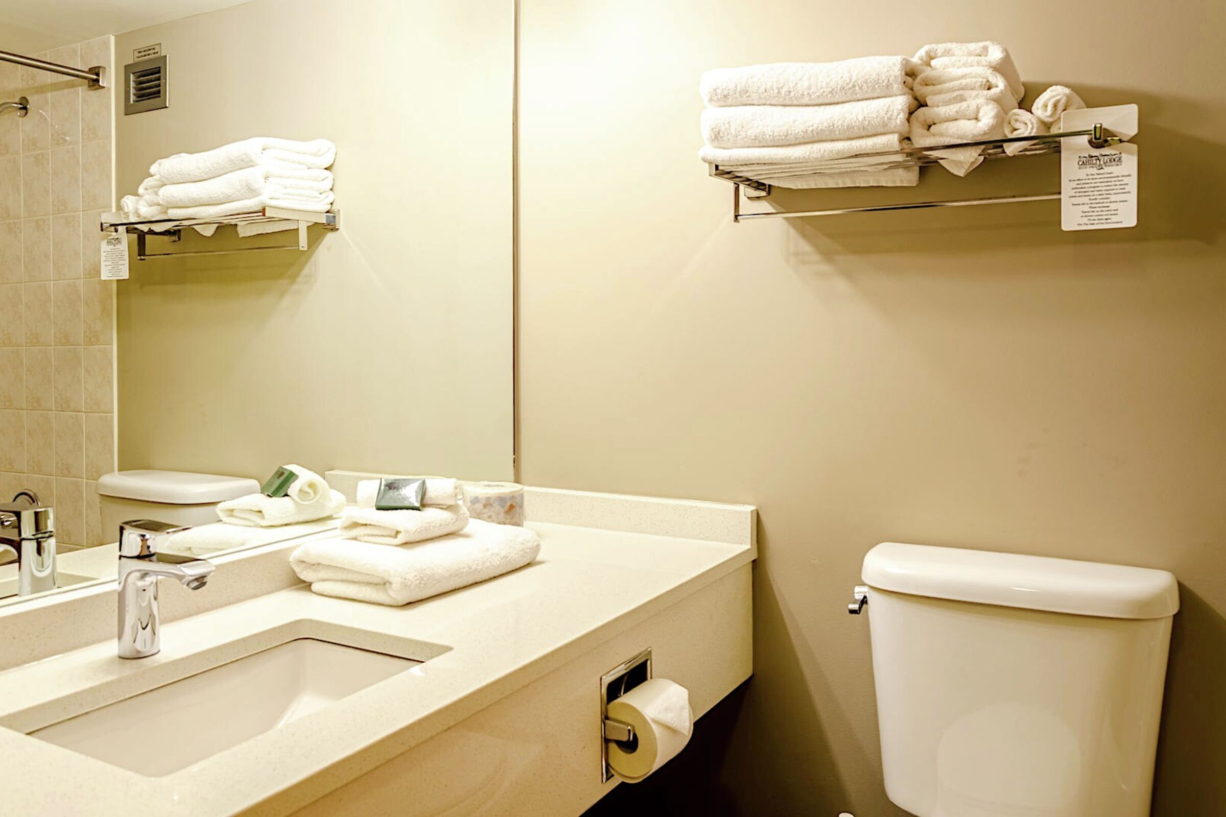 #238/240 - Bathroom