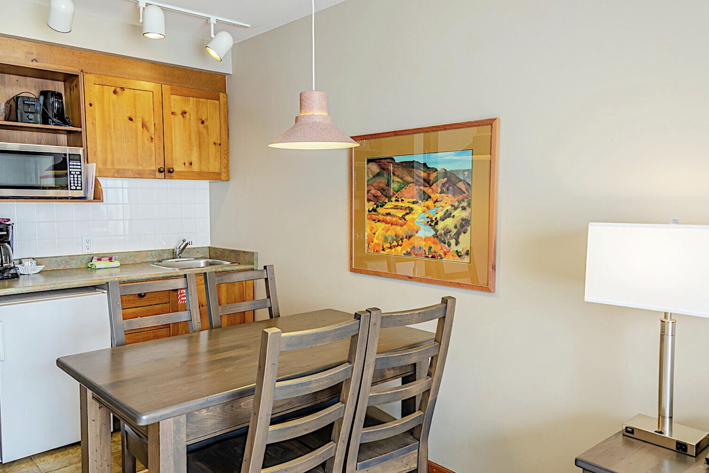 #304 - Studio Dining Area & Kitchen