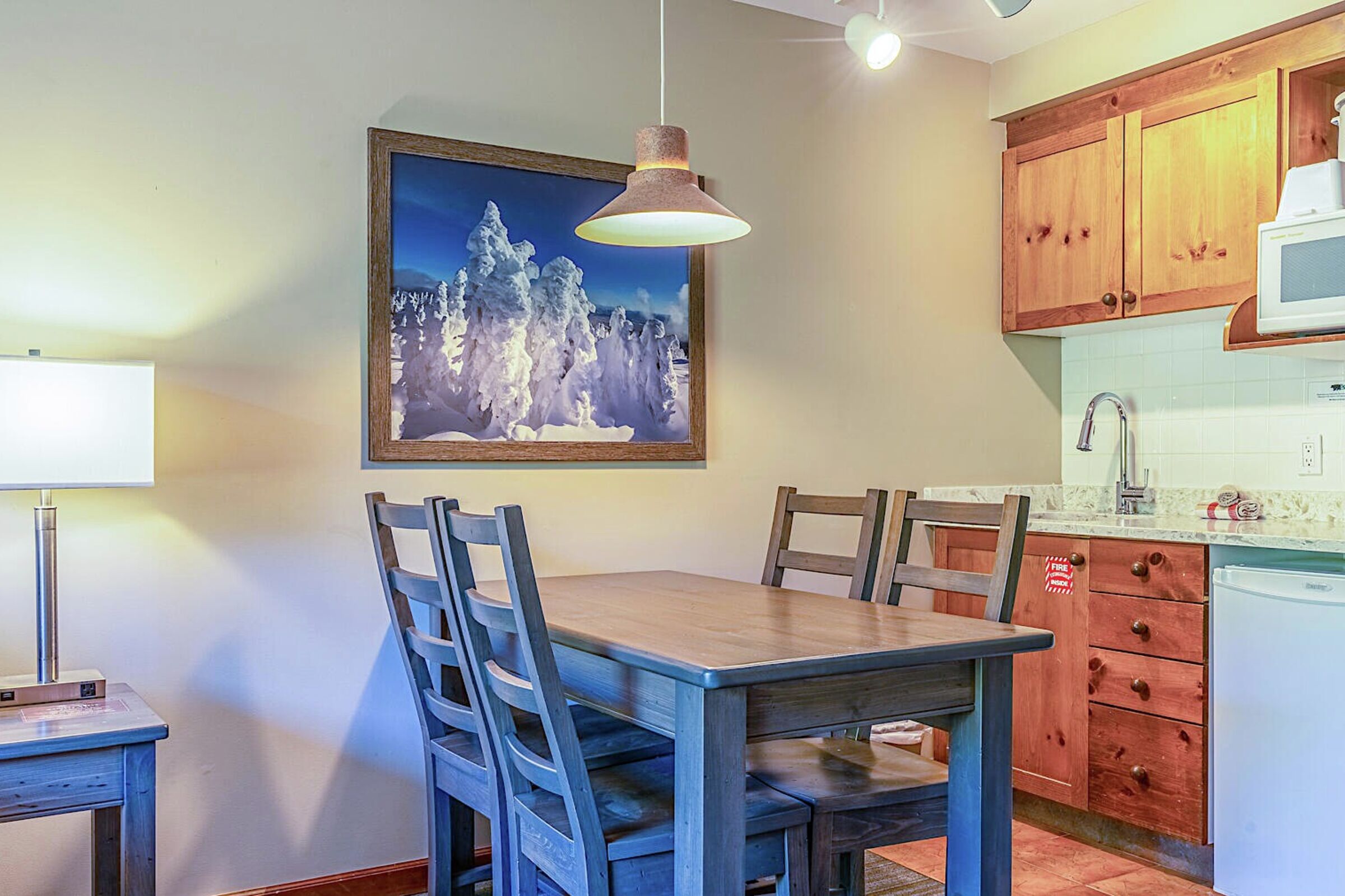 #215 - Studio Kitchen