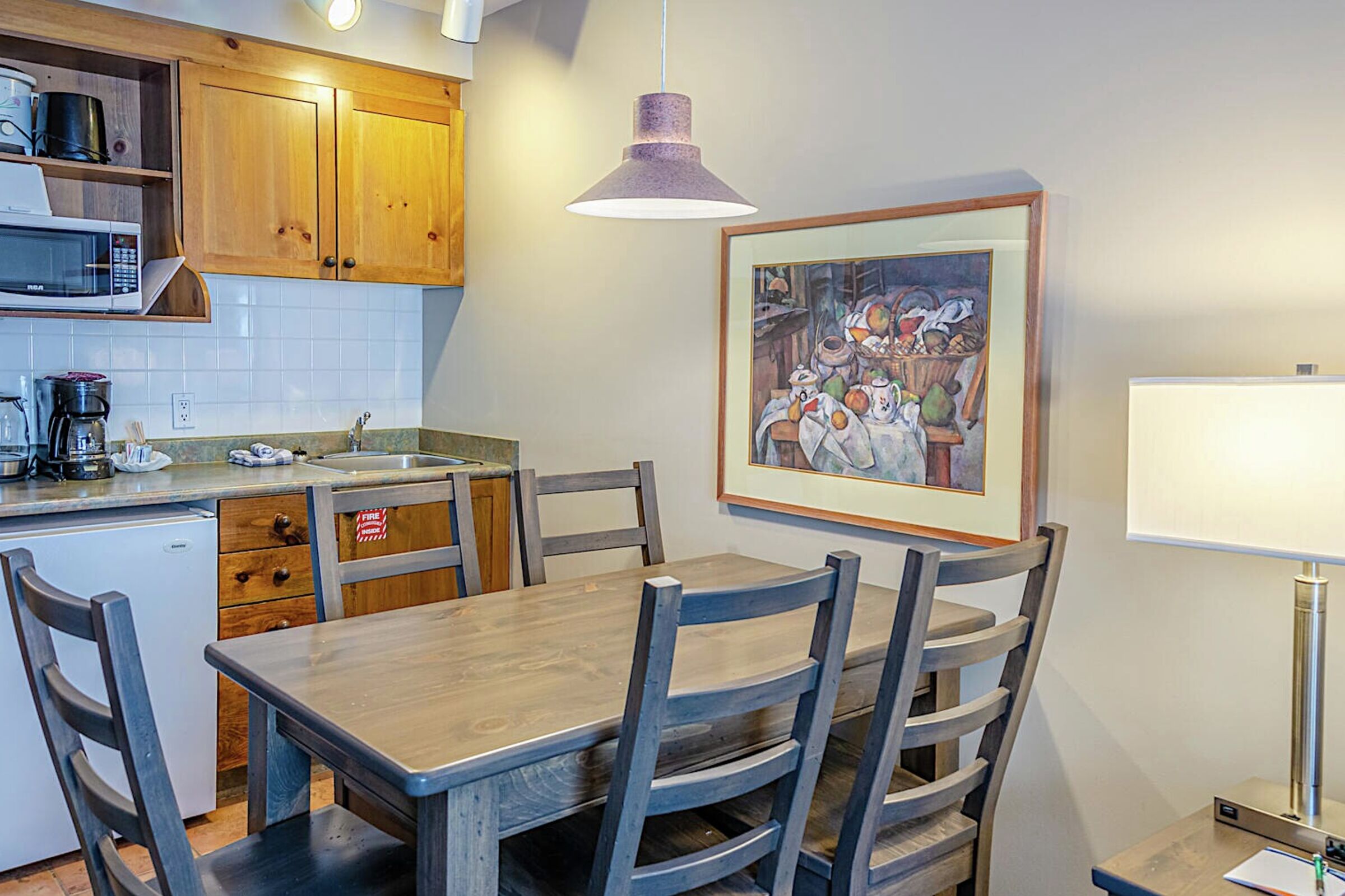 #231 - Studio Dining Area