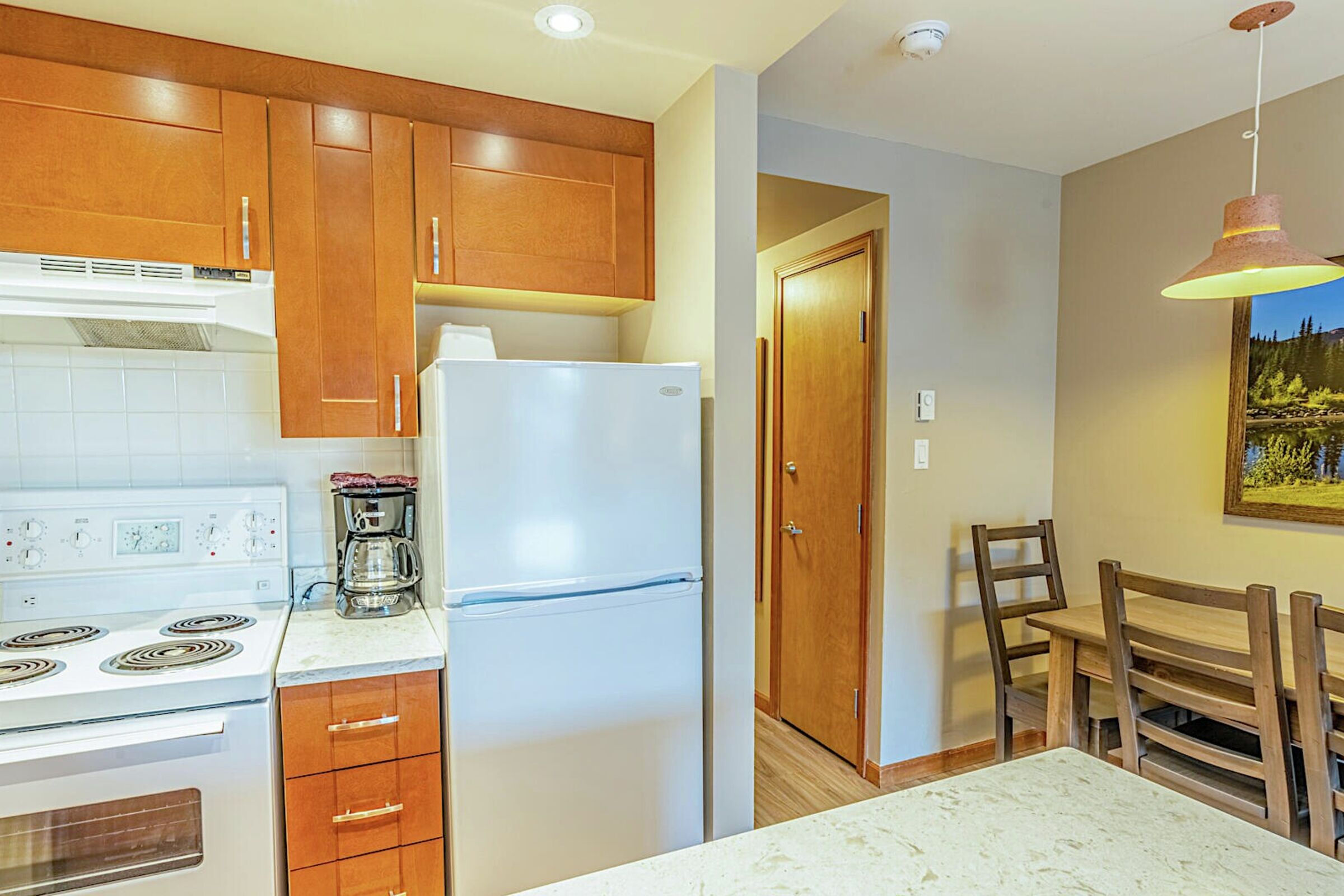 #360 - Studio Kitchen & Dining Area