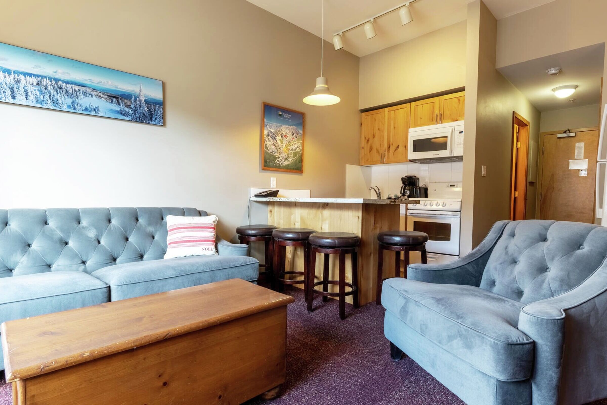 #106 - Studio Living Area