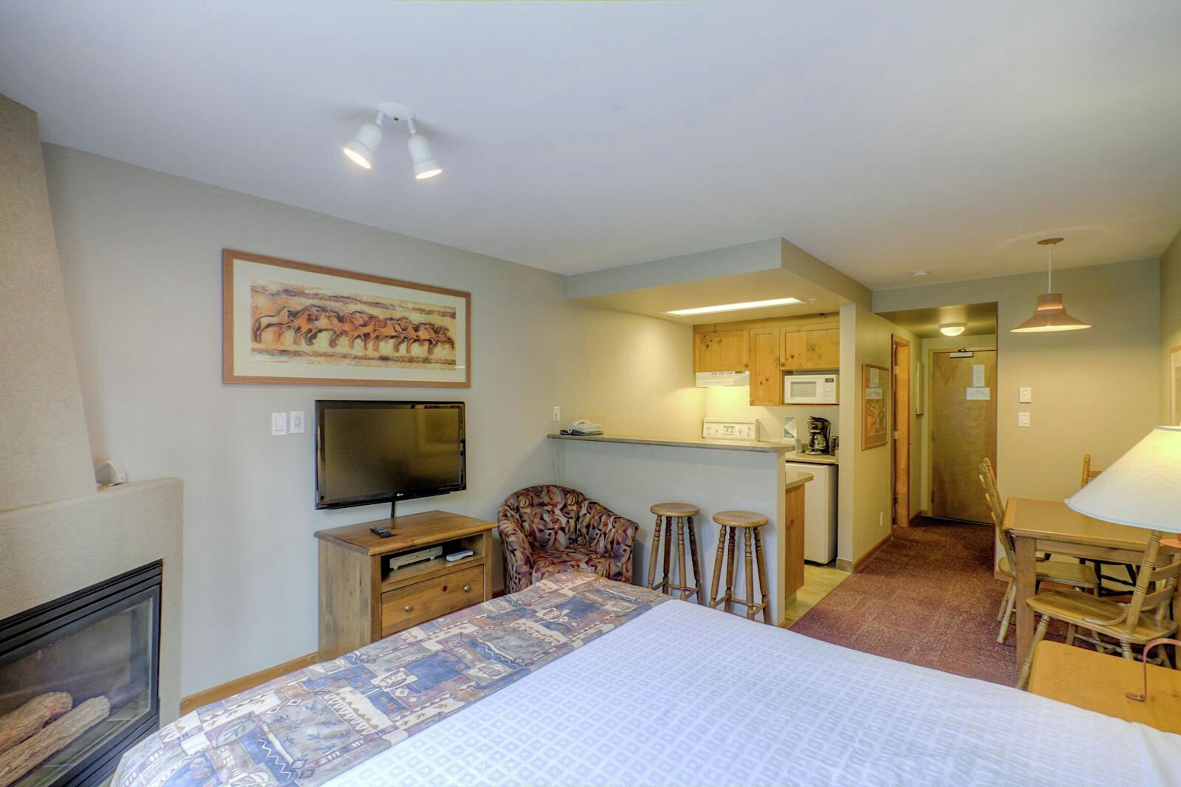 #151 - Studio Sleeping Area