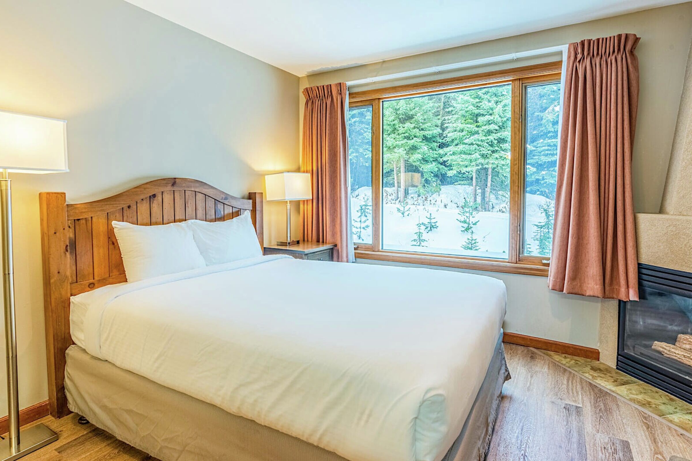 #247 - Studio Sleeping Area