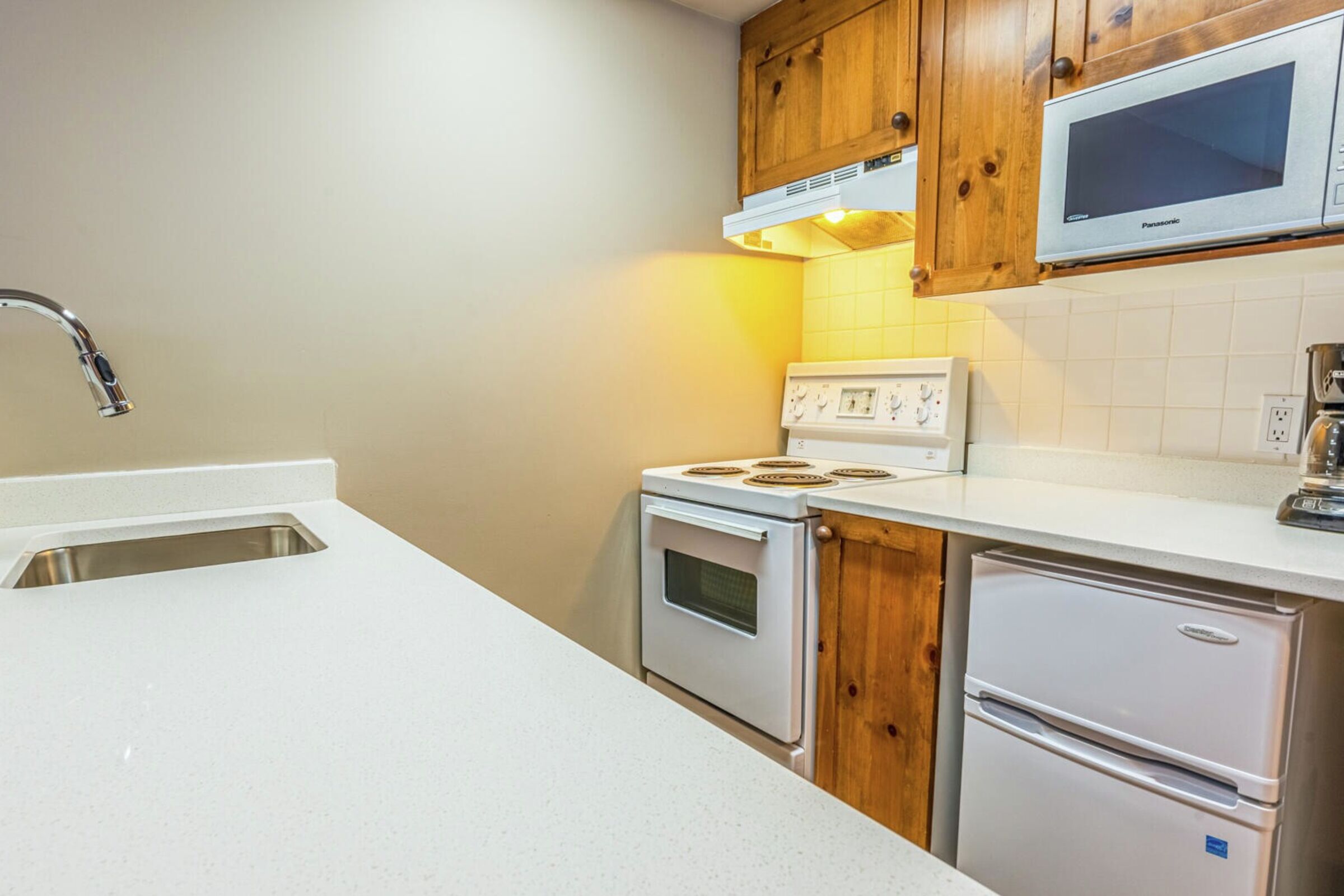 #247 - Studio Kitchen