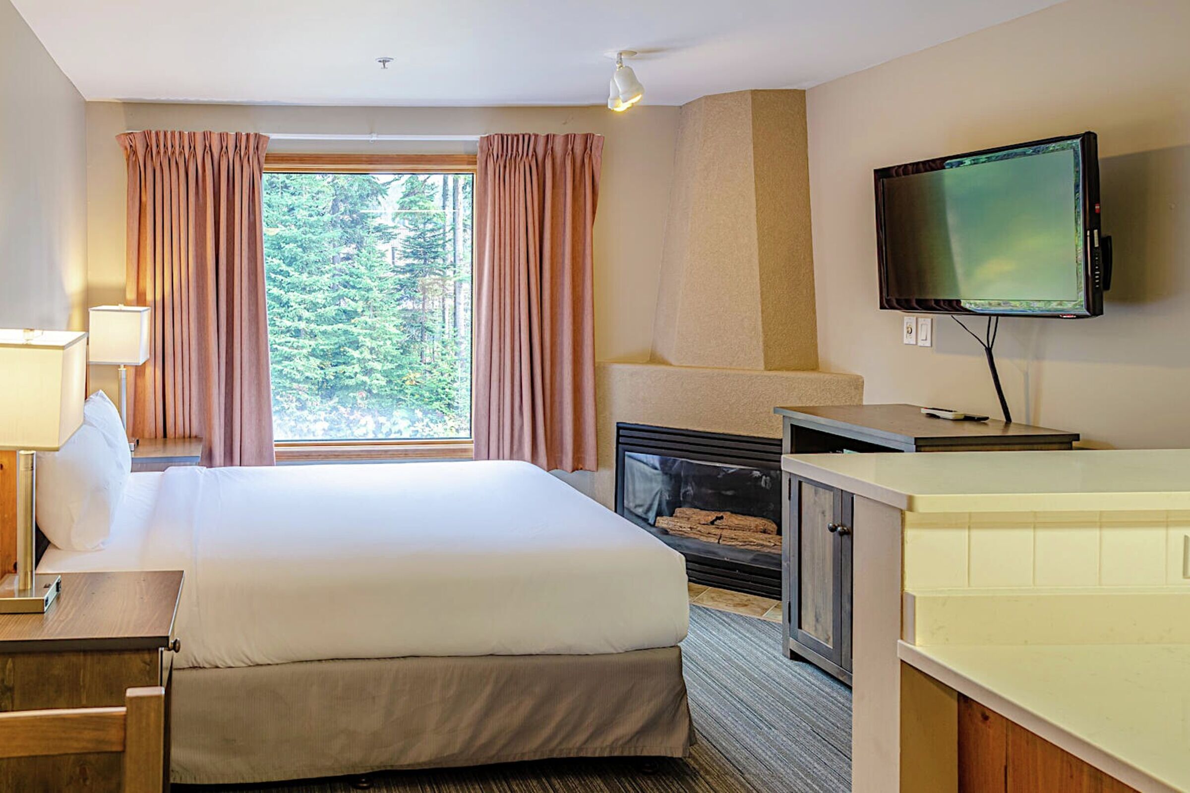 #257 - Studio Sleeping Area