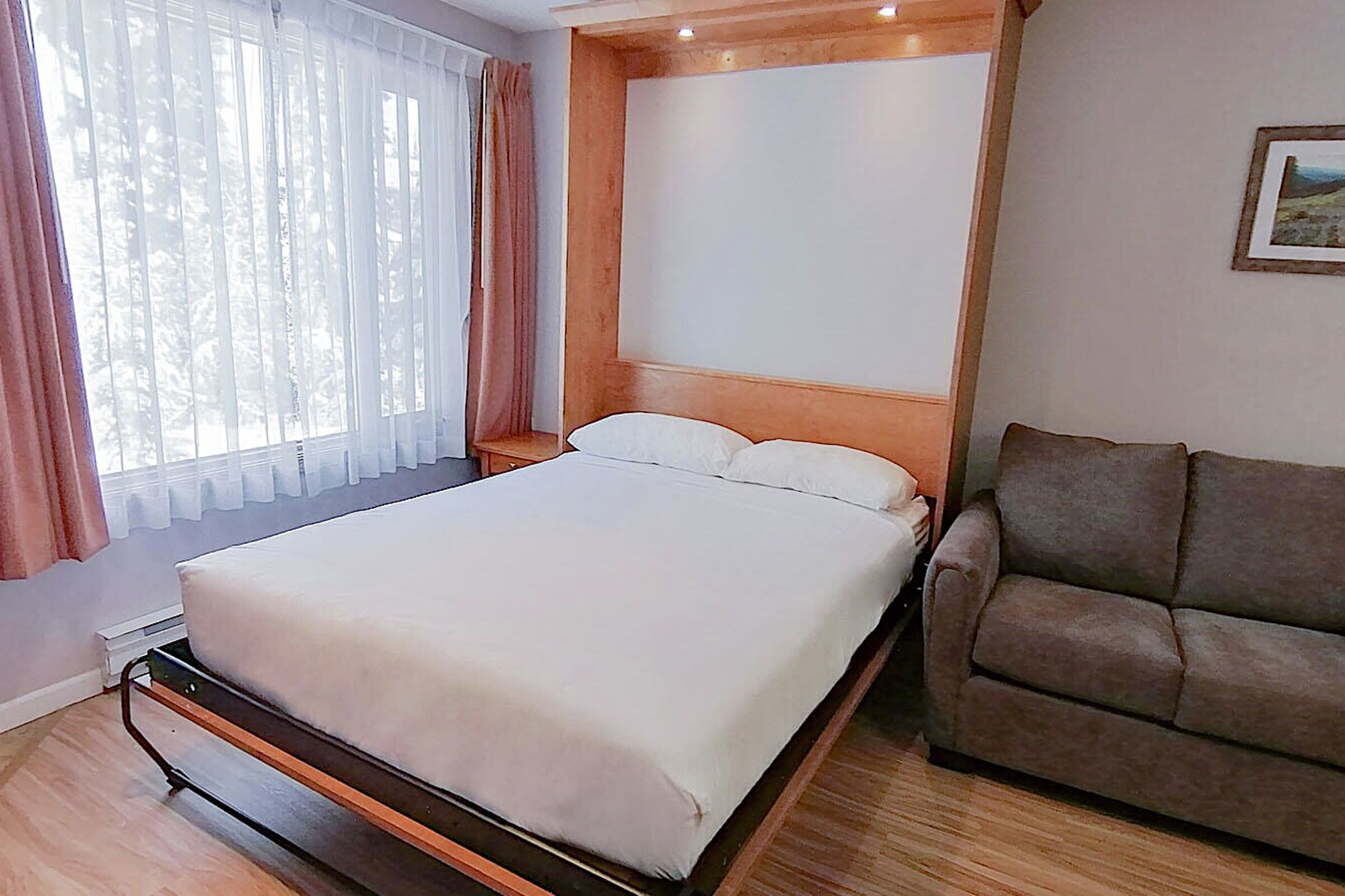 #259 - Studio Sleeping Area