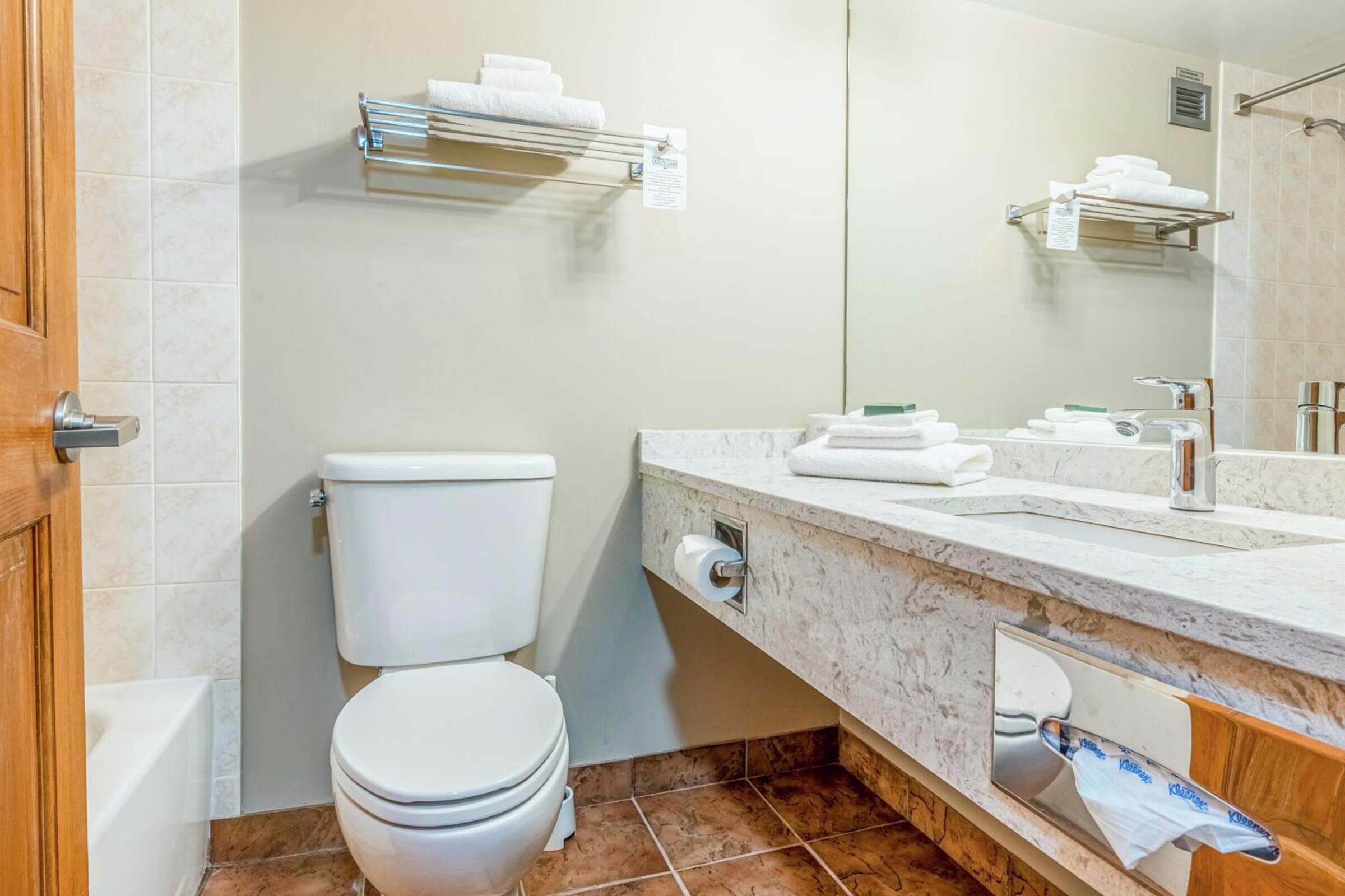 #340 - Studio Bathroom