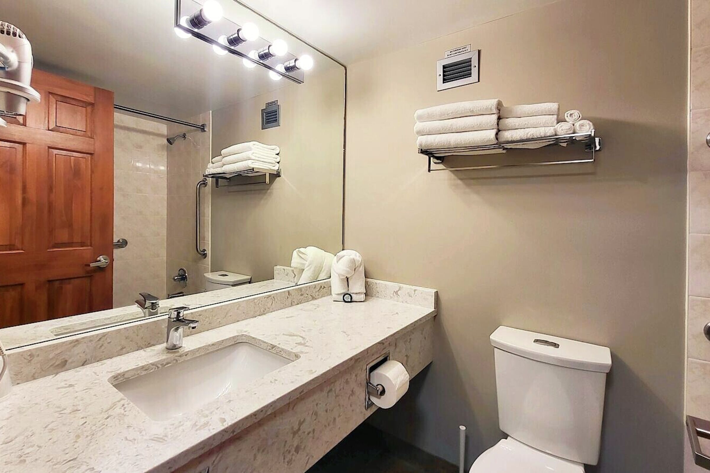 #347 - Bathroom