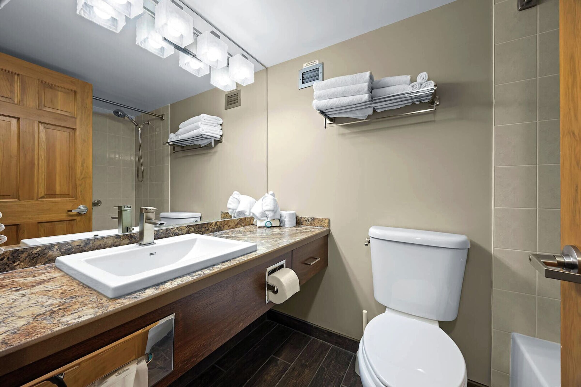 #323 - Studio Bathroom