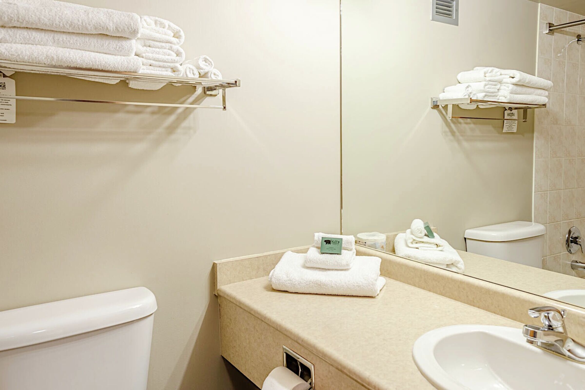 #440 - Studio Bathroom