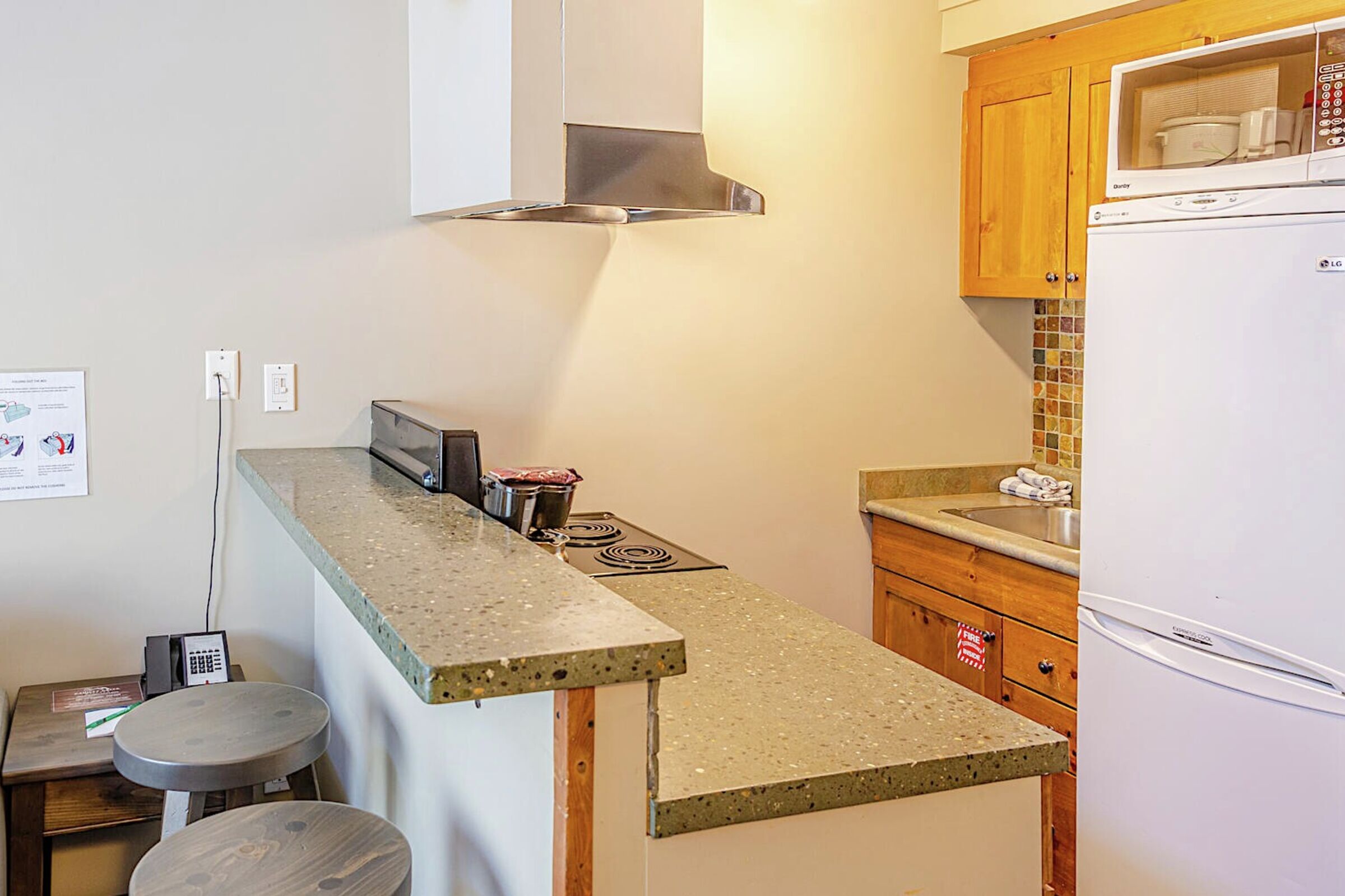 #433 - Studio Kitchen