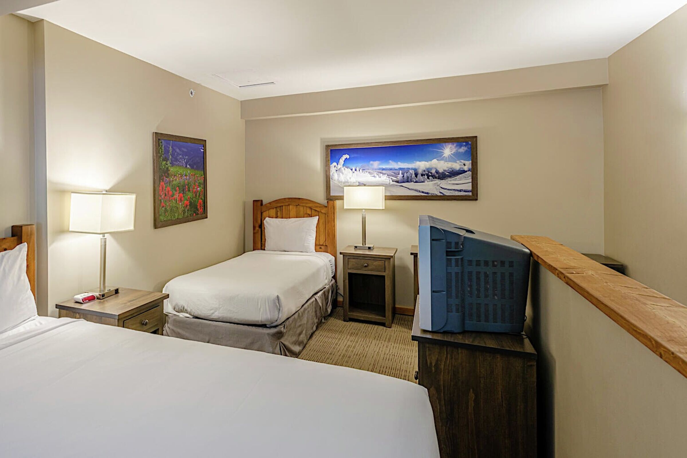 #446 - Studio Loft Bedroom