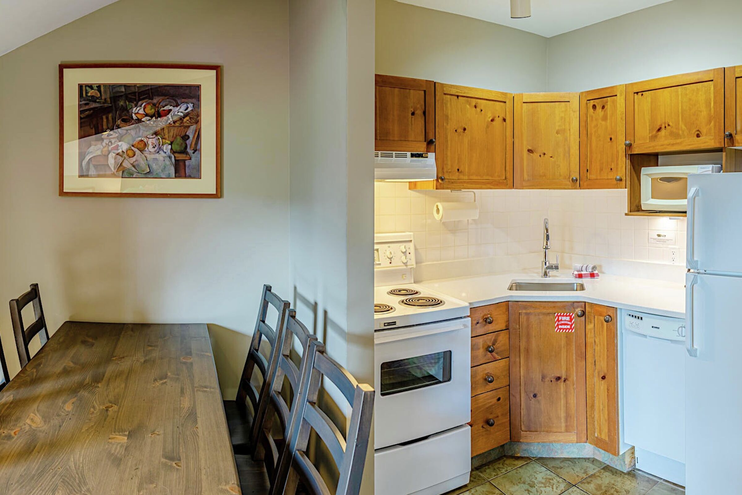 #412 - Dining Room