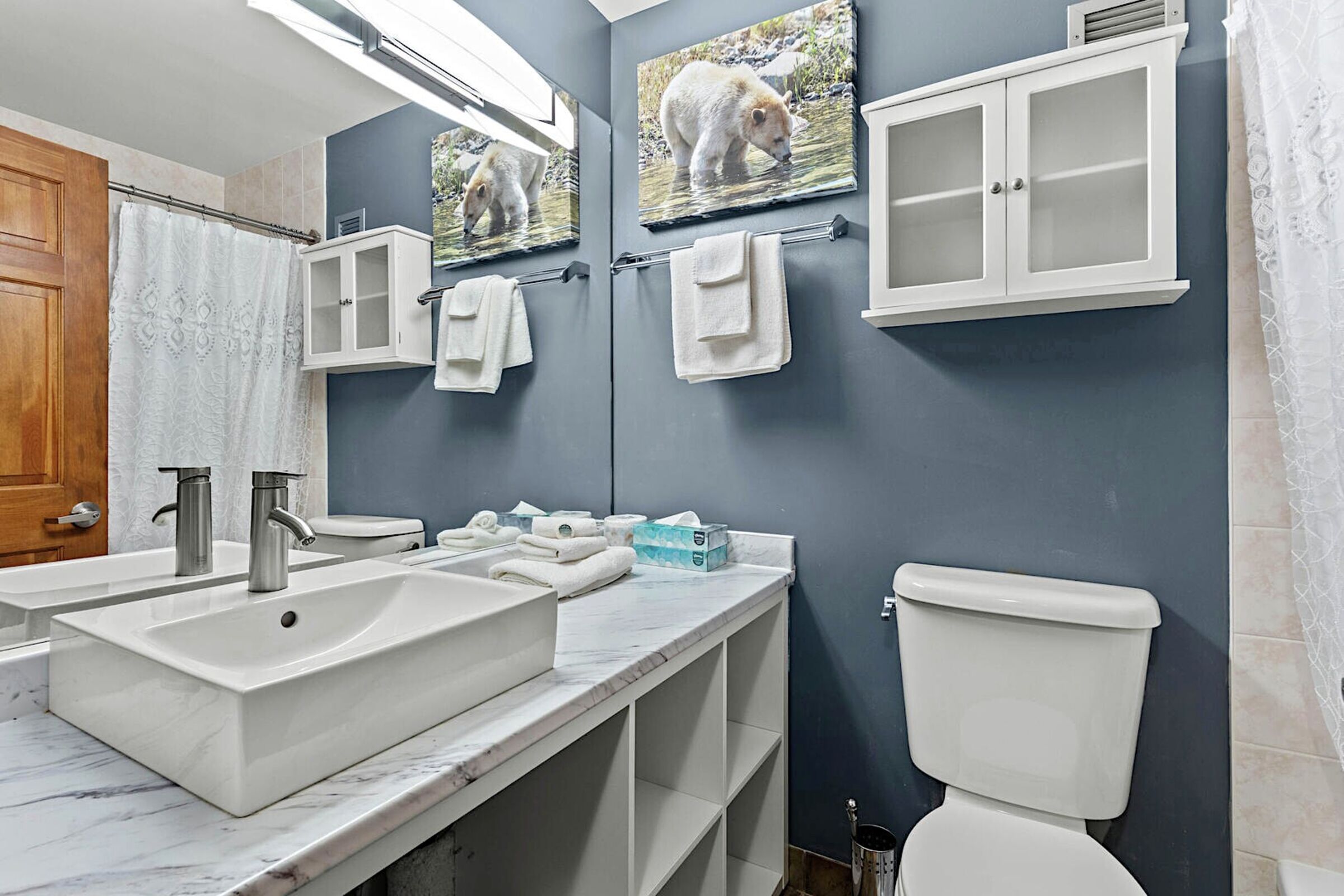 #159/161 - Bathroom