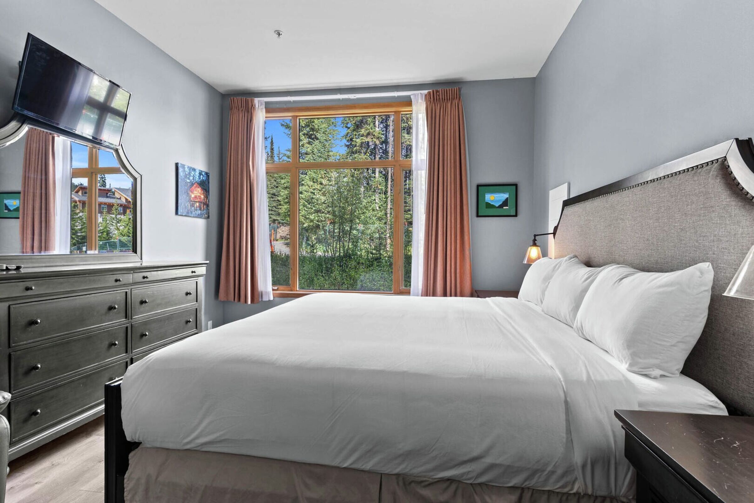 #159/161 - Master Bedroom