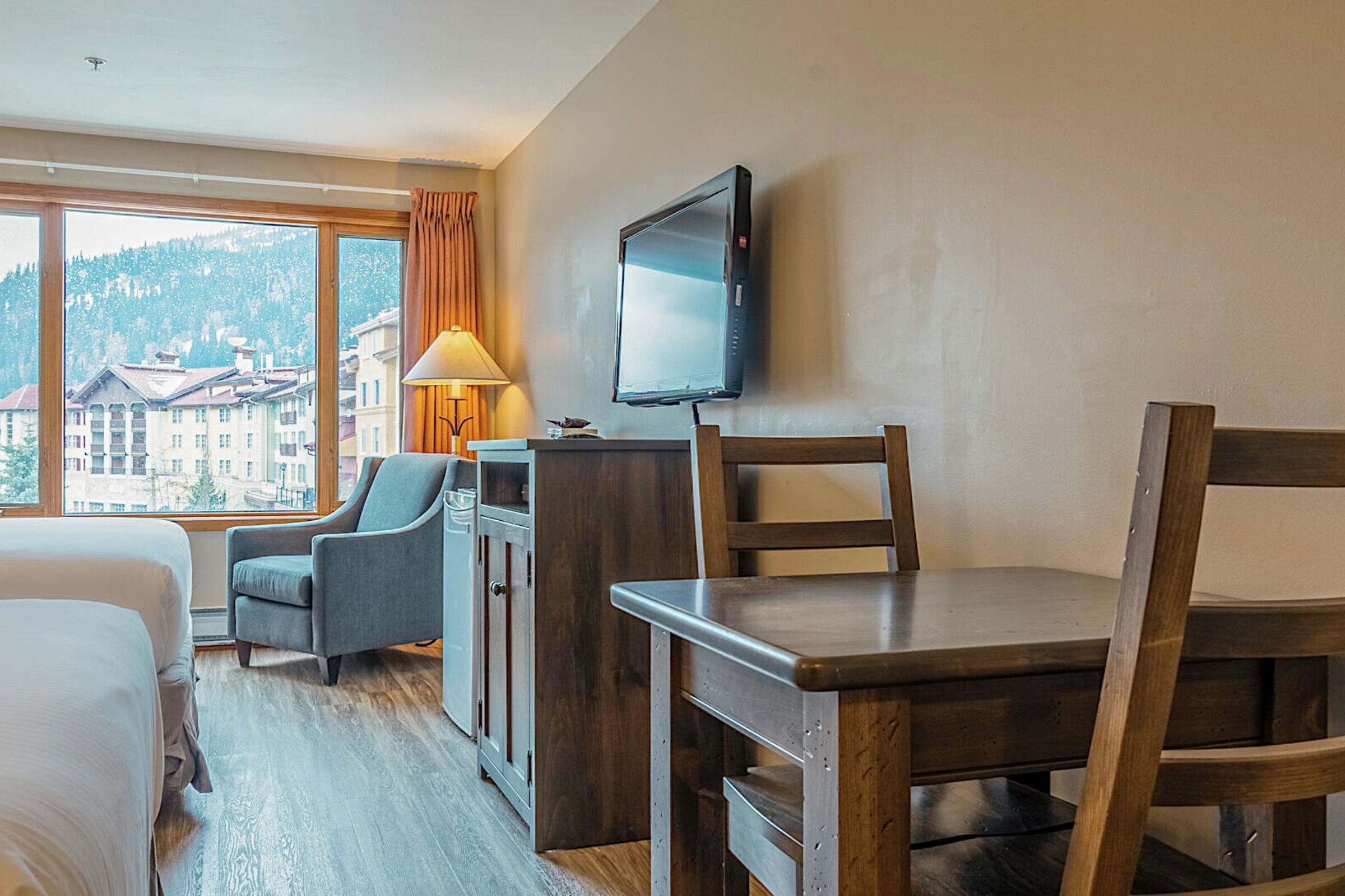 #262 - Hotel Room