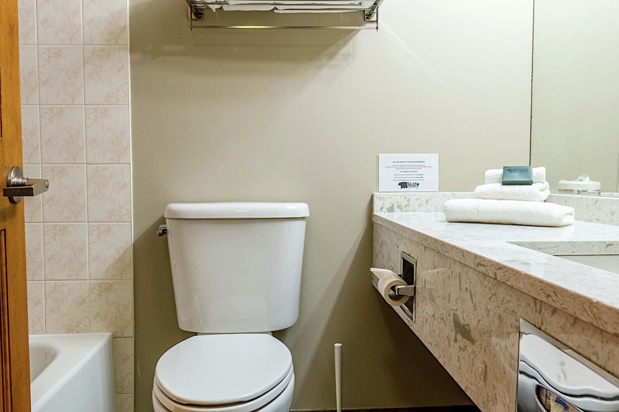 #262 - Hotel Room Bathroom