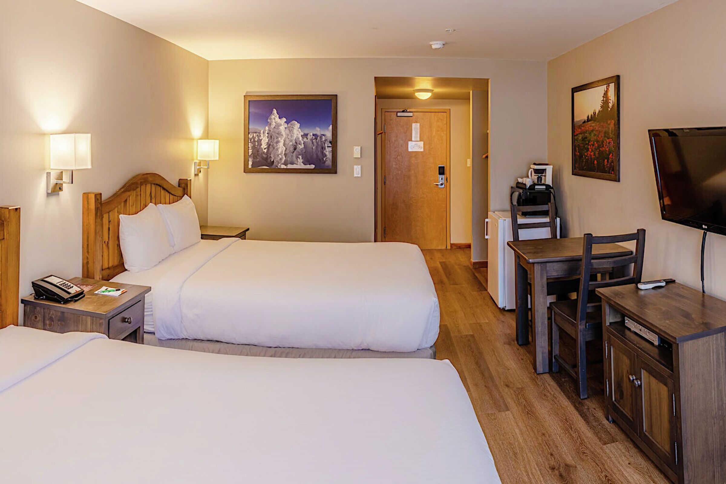 #338 - Hotel Room