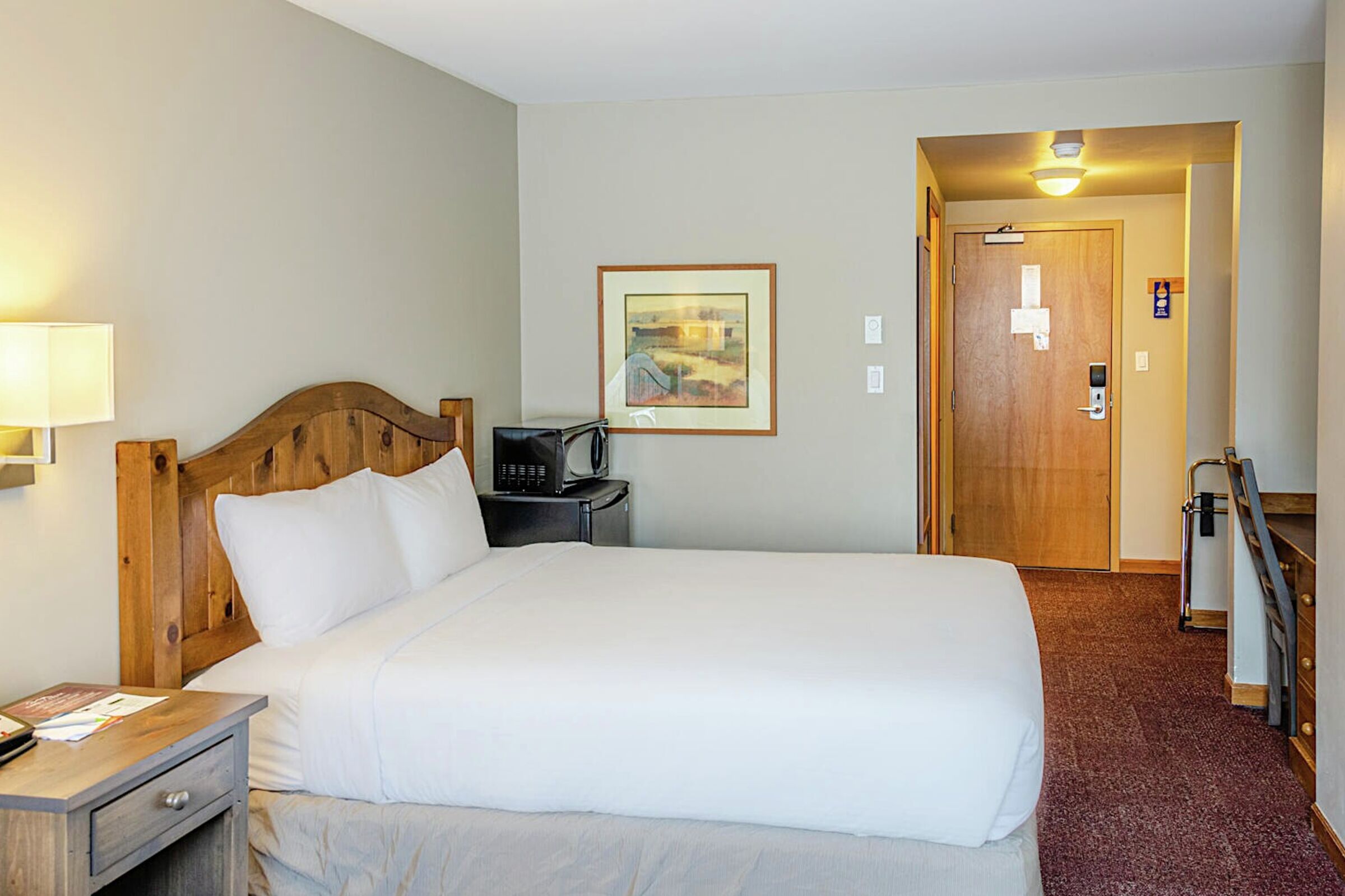 #220 - Hotel Room