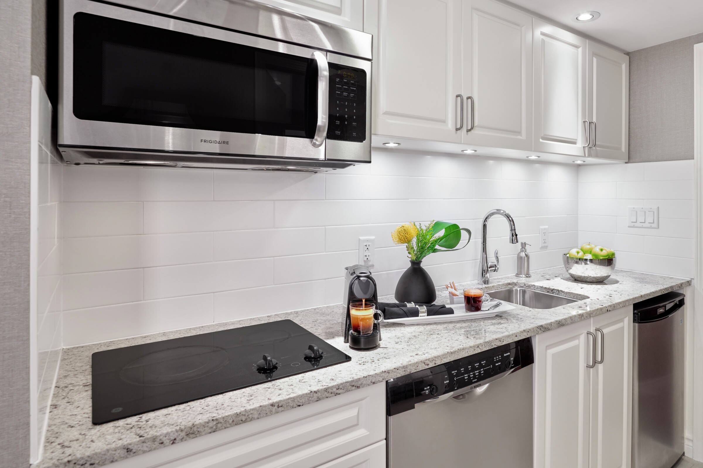King Kitchenette