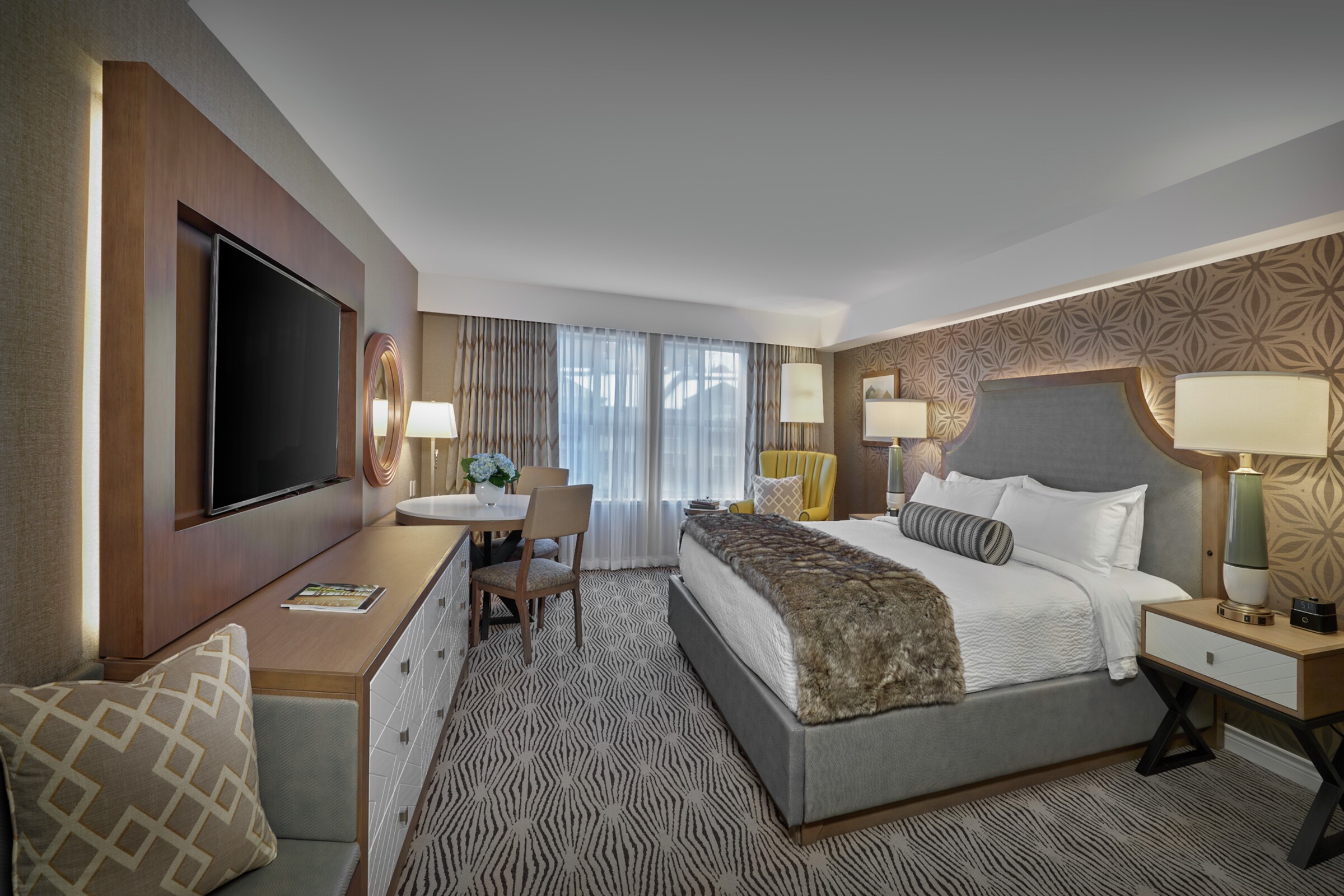 Deluxe King Room