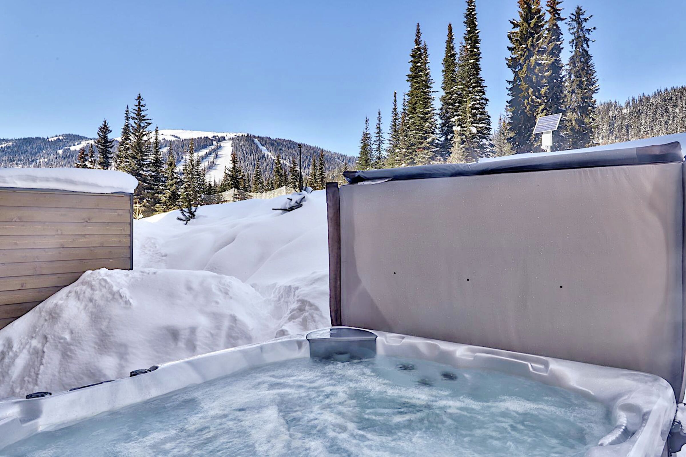 Outdoor Hot Tub