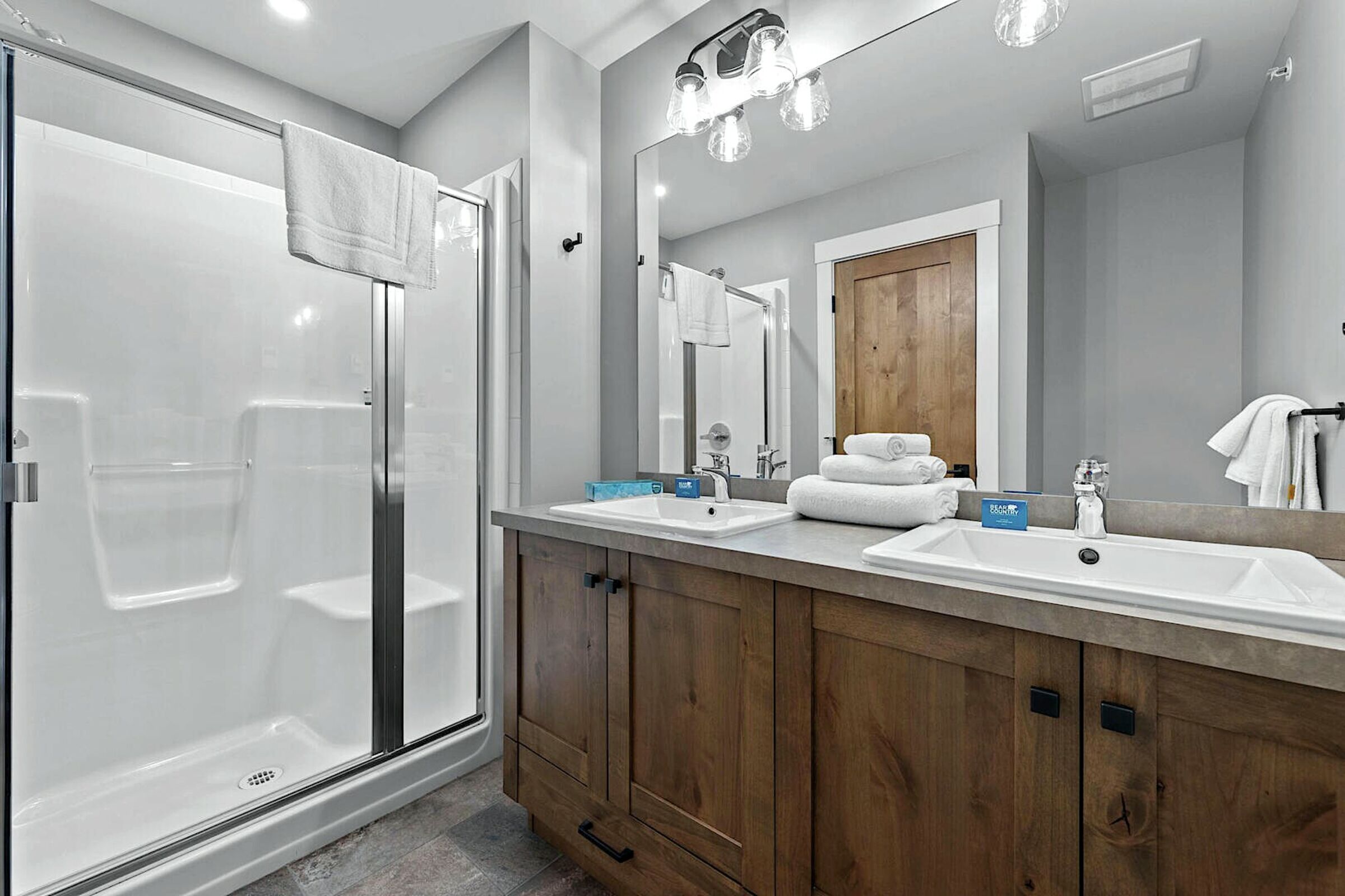 Master Ensuite Bathroom