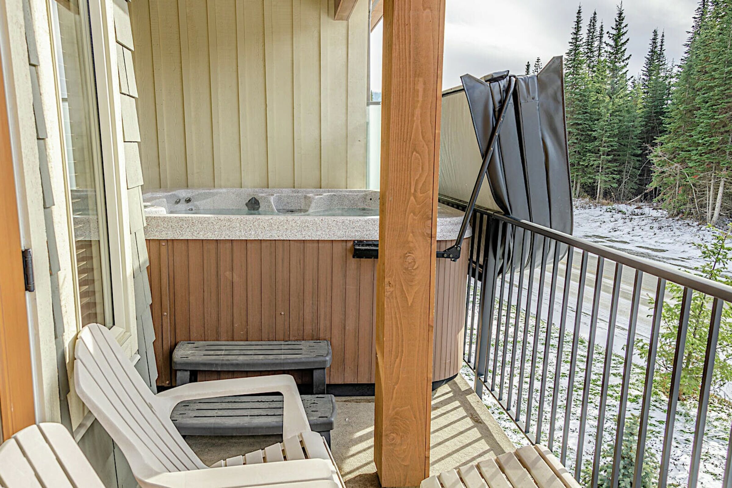 #5 - Balcony with Hot Tub