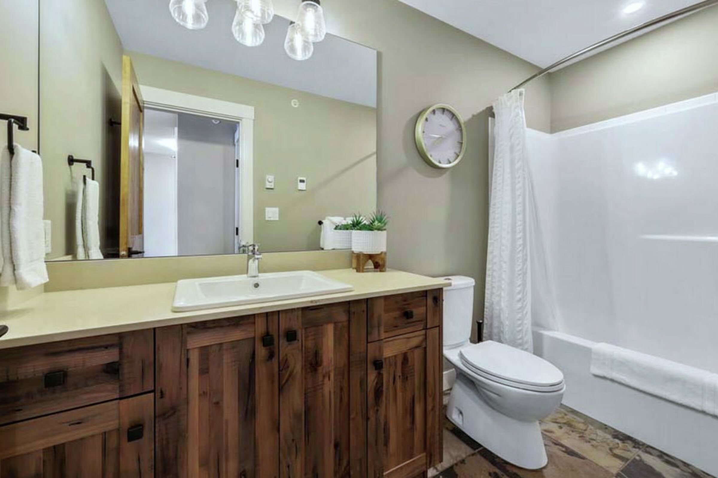 #11 - Bathroom