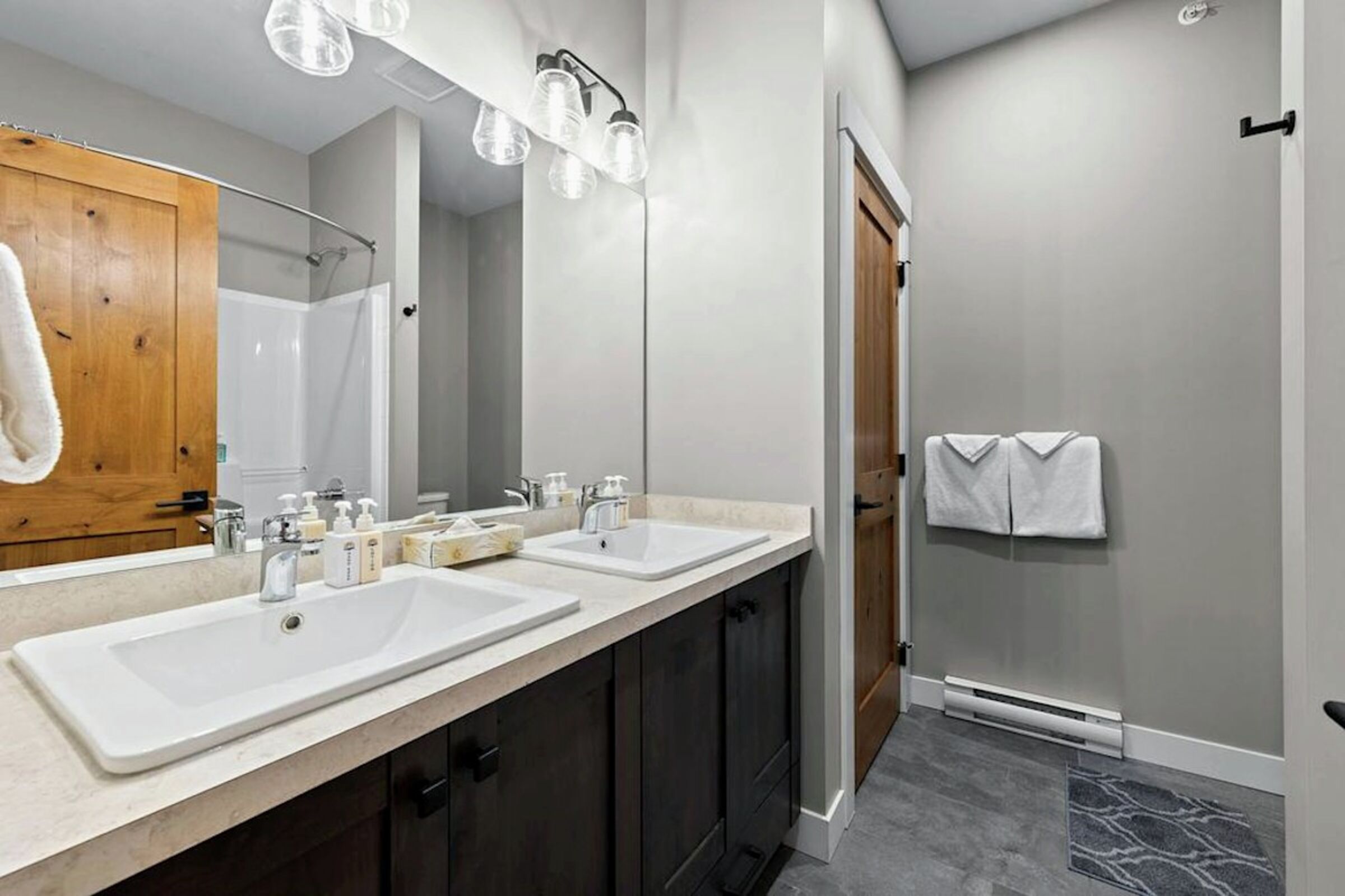 Master Ensuite Bathroom