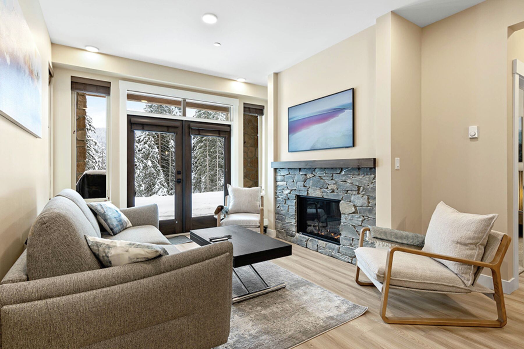 Gallery Photo