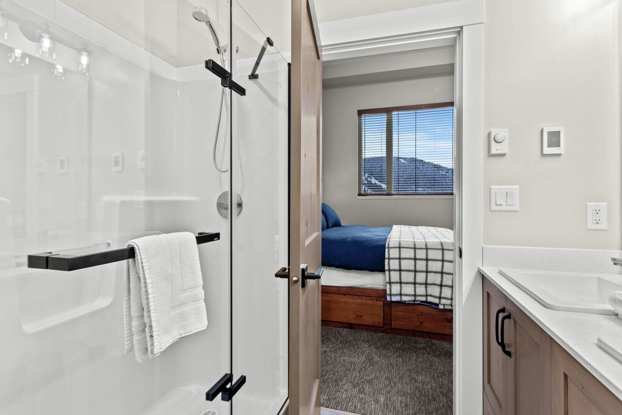 #18 - Master Ensuite Bathroom