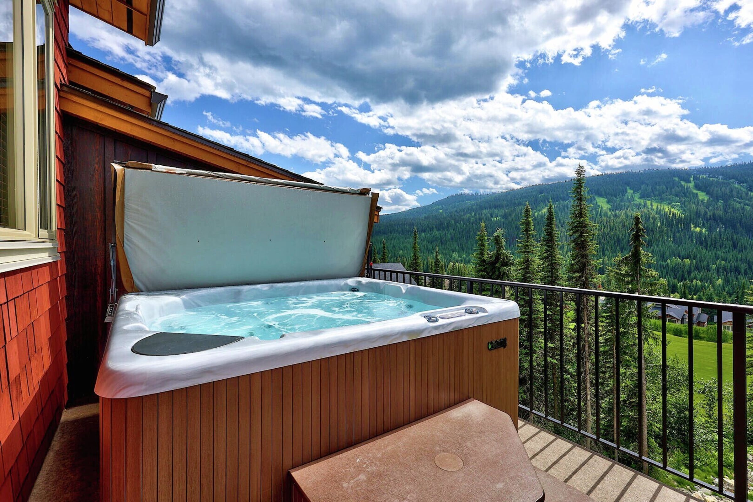 Balcony with Hot Tub