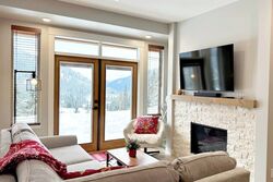 #25 - Living Area