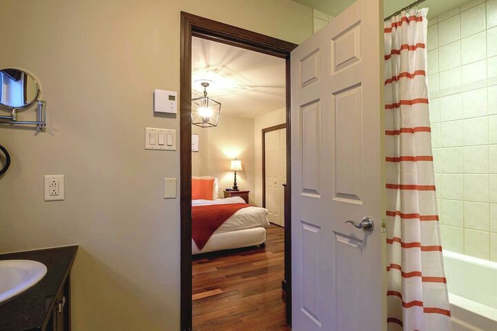 #186 - Master Ensuite Bathroom