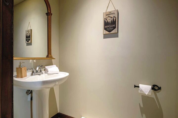 #186 - Bathroom