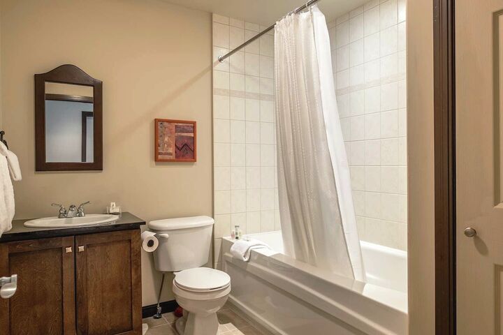 #235 - Bathroom